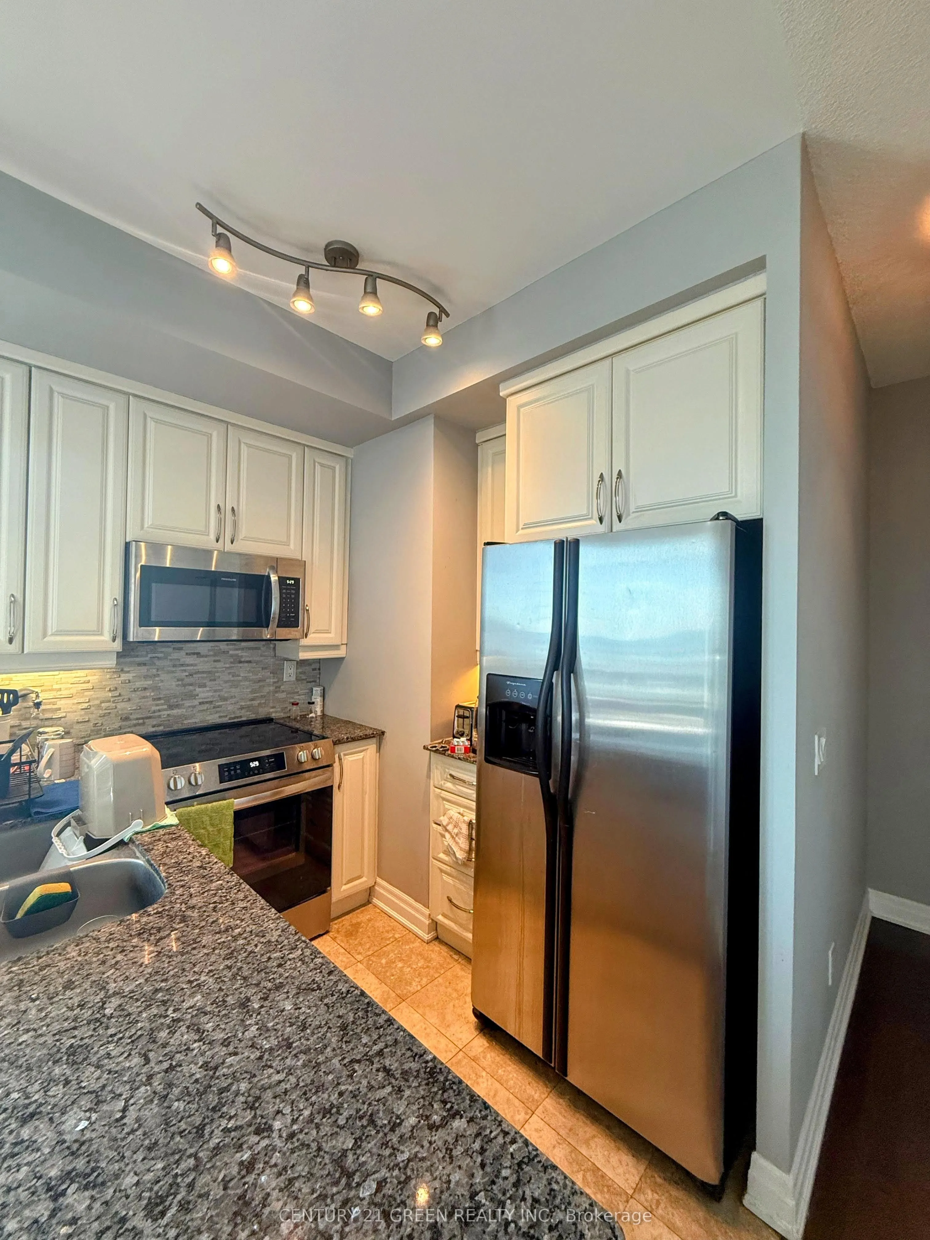 2087 Lake Shore Boulevard W, #707
