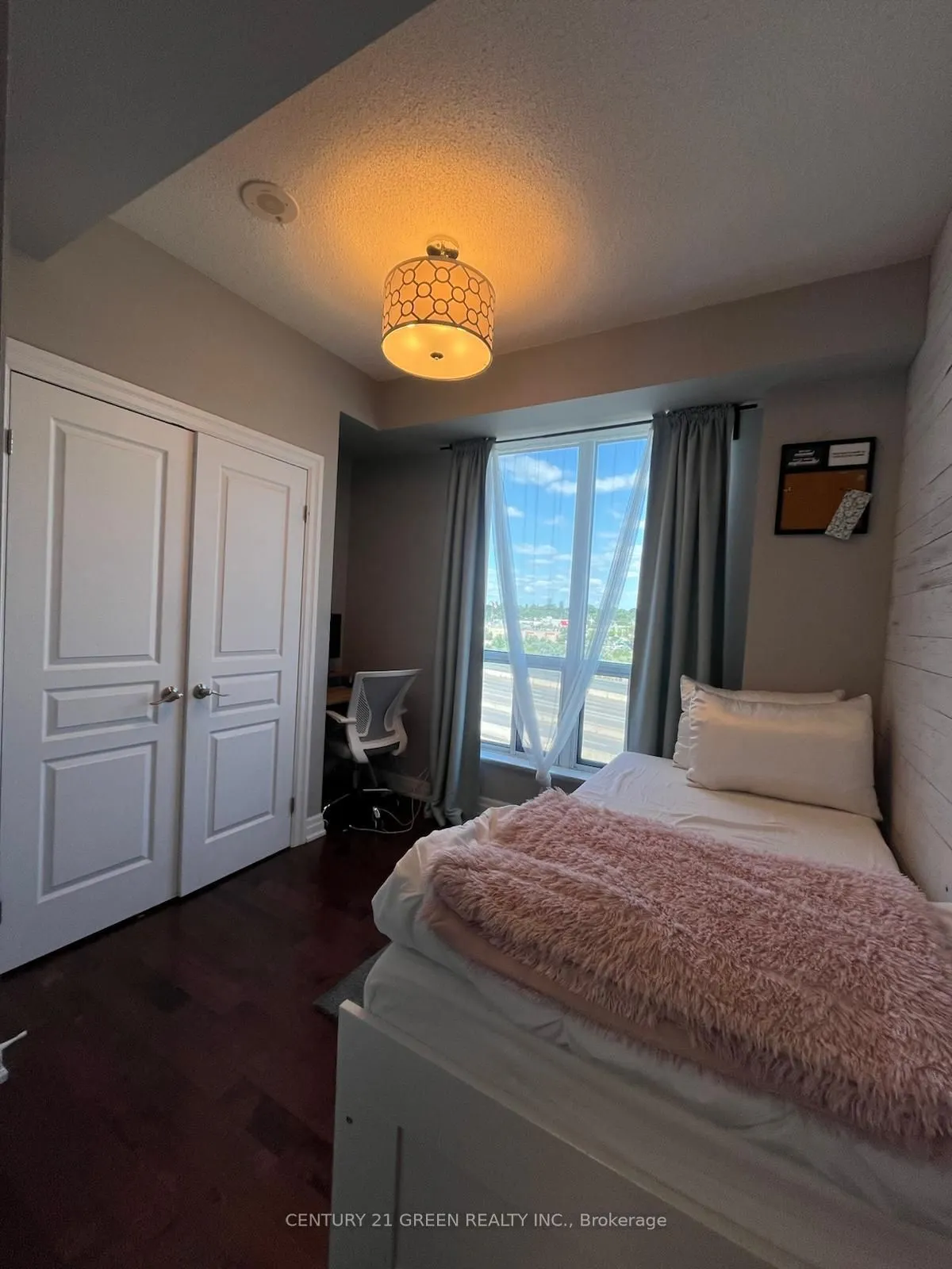 2087 Lake Shore Boulevard W, #707