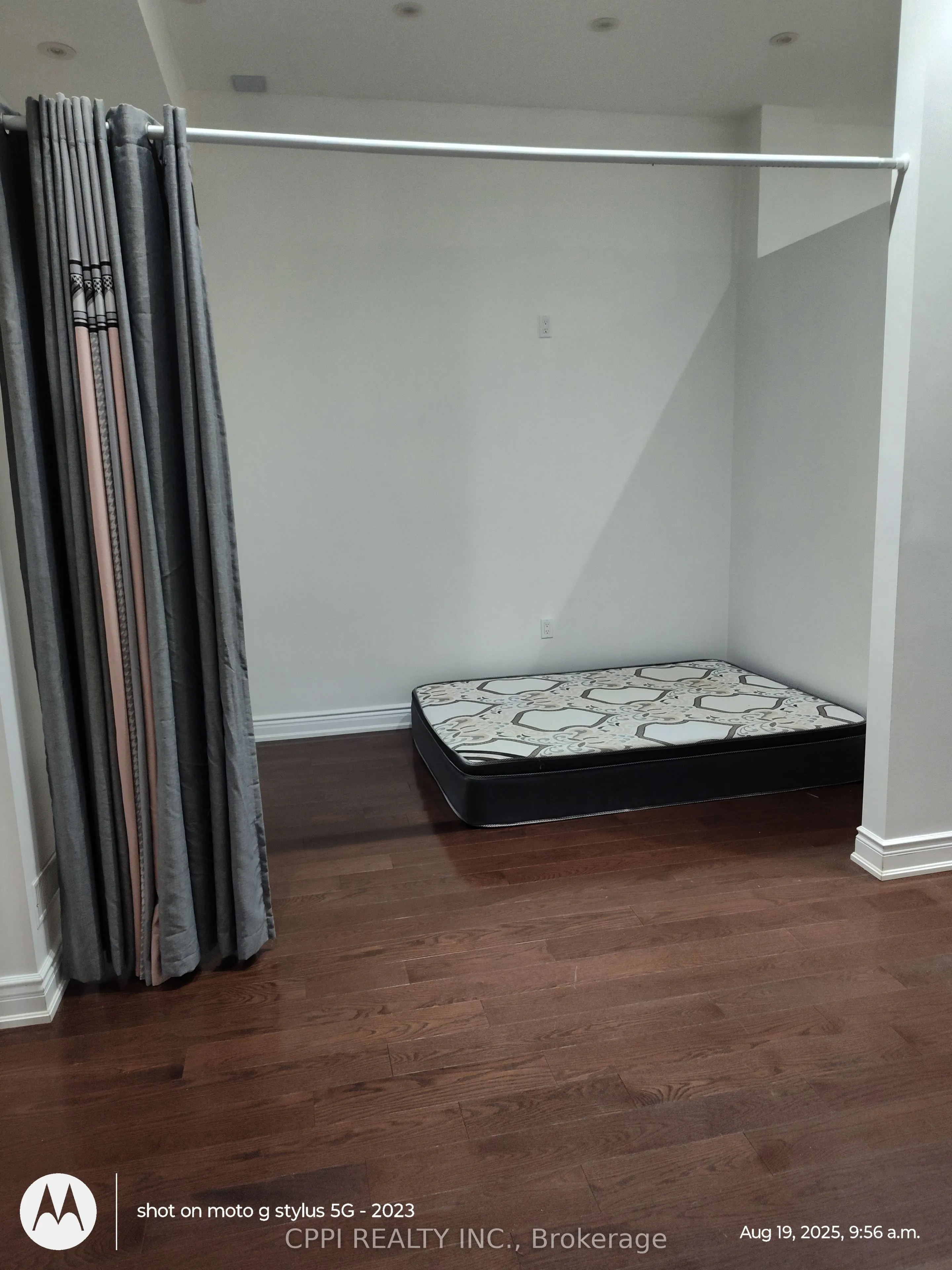 2C Bexley Crescent, #Basement