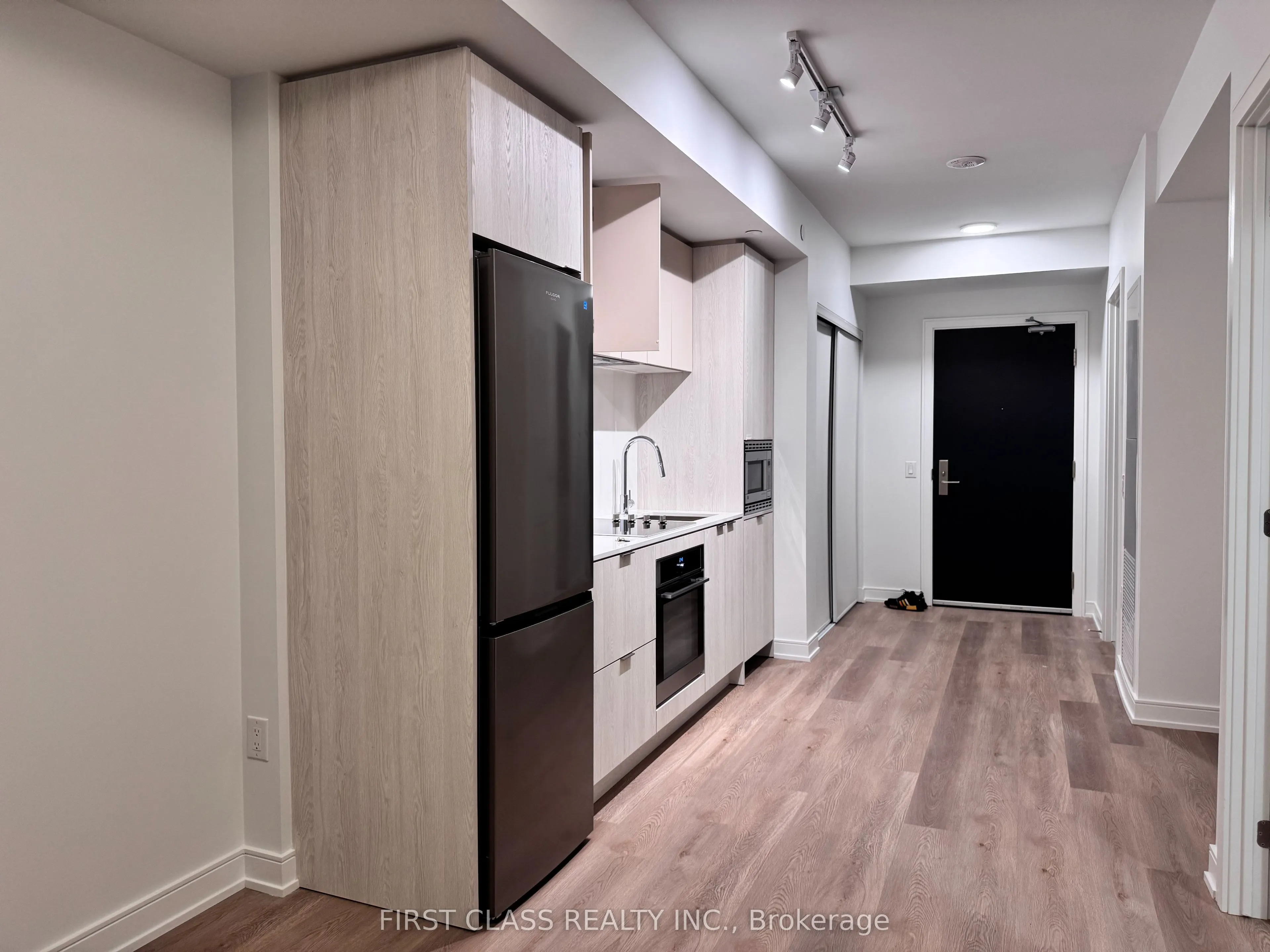 3009 Novar Road, #1010