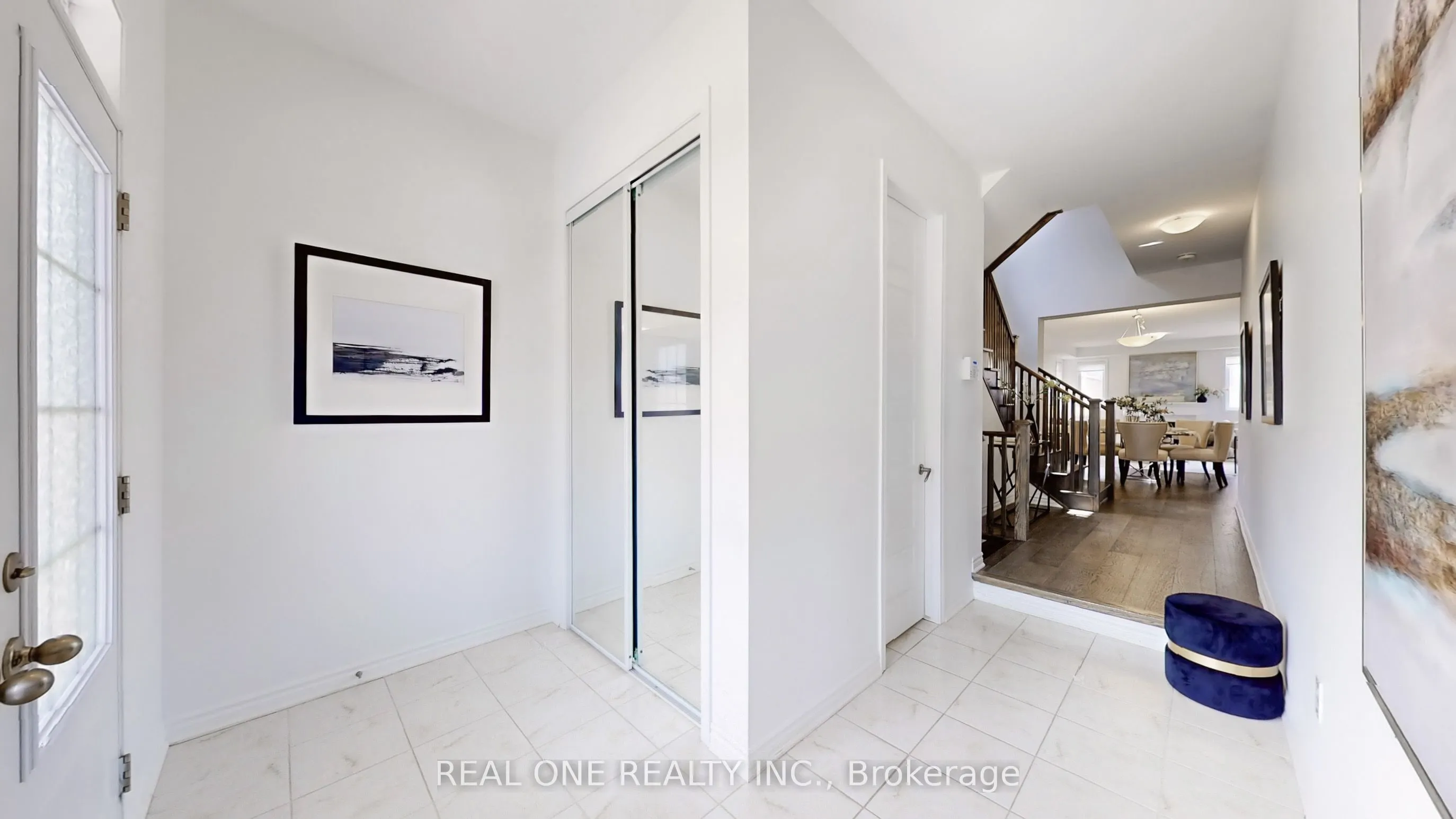 561 KENNEDY Circle W