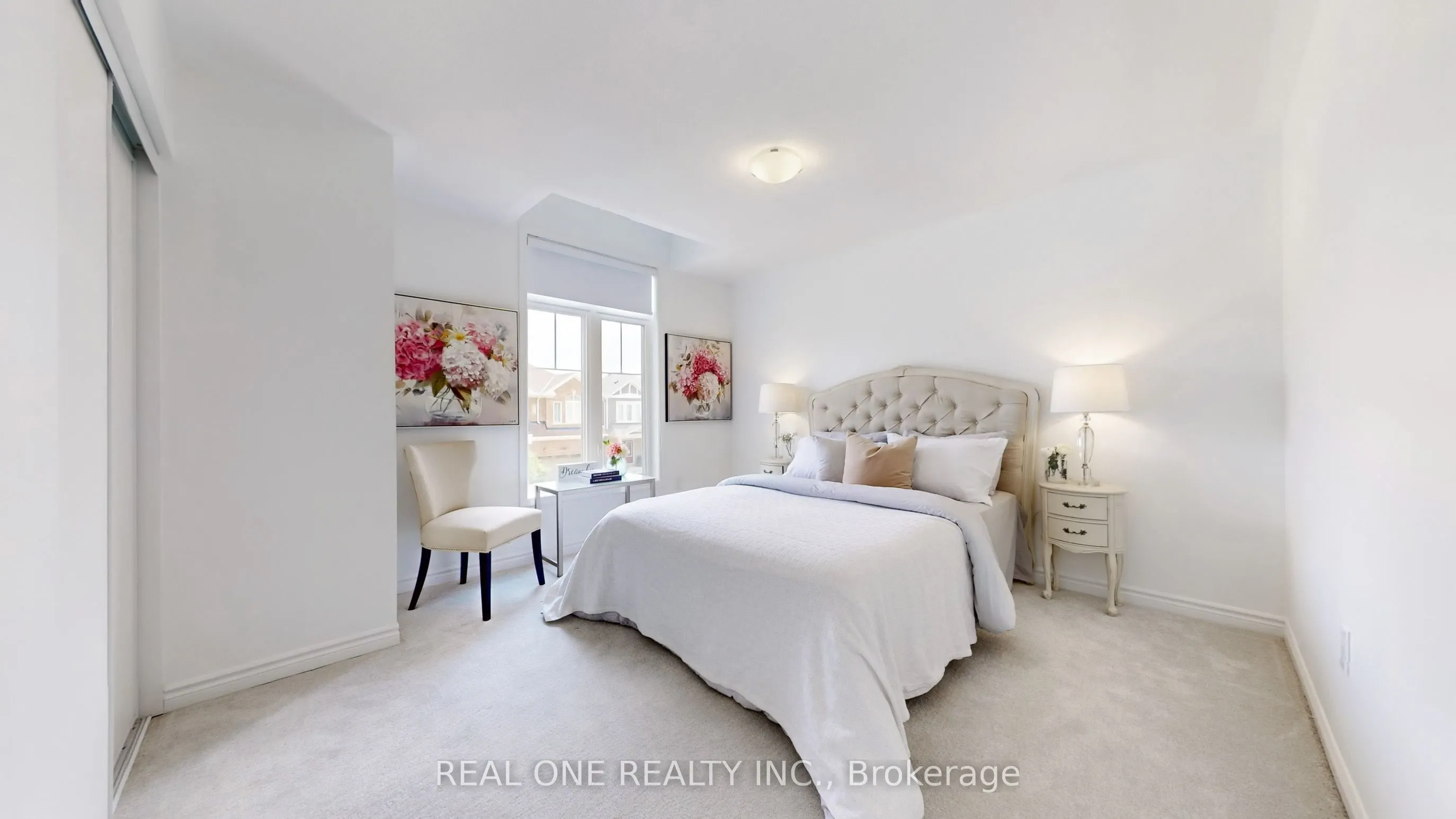 561 KENNEDY Circle W