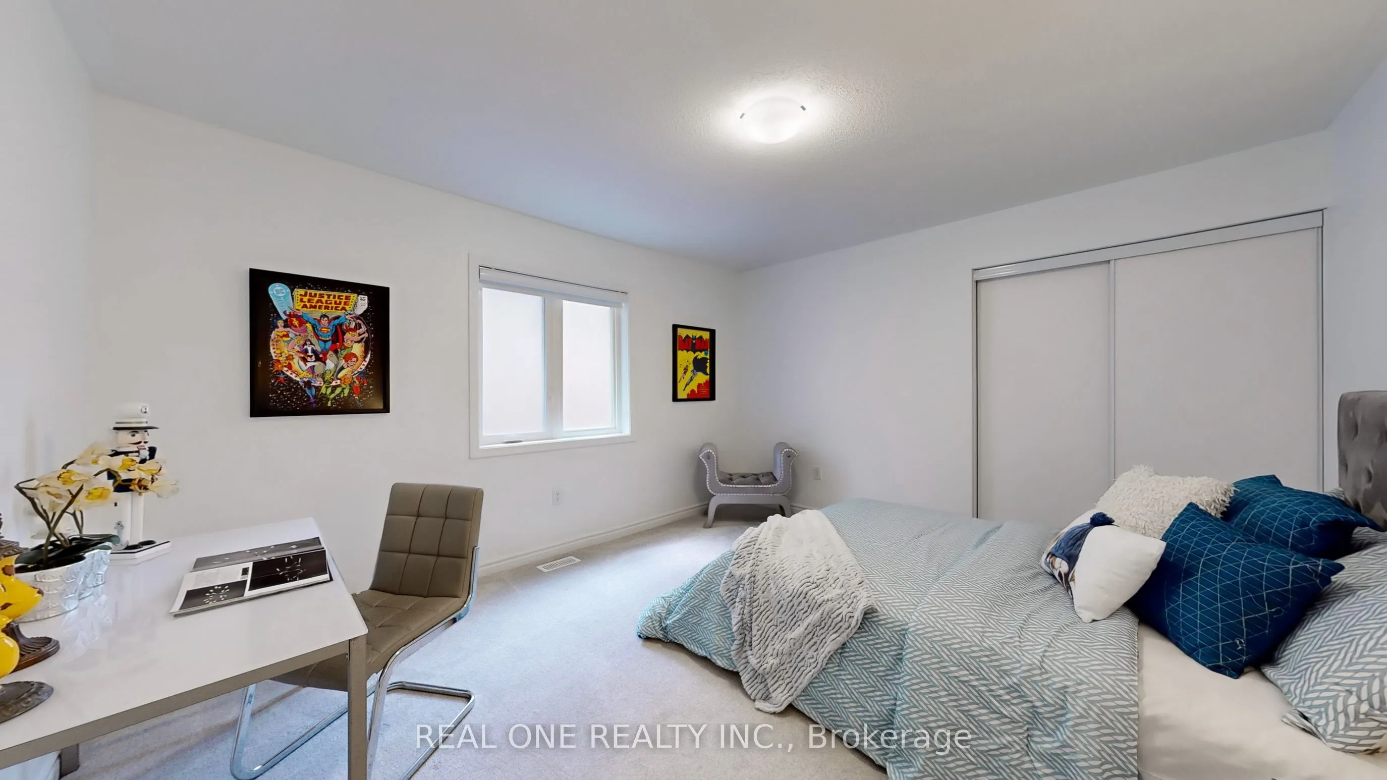 561 KENNEDY Circle W