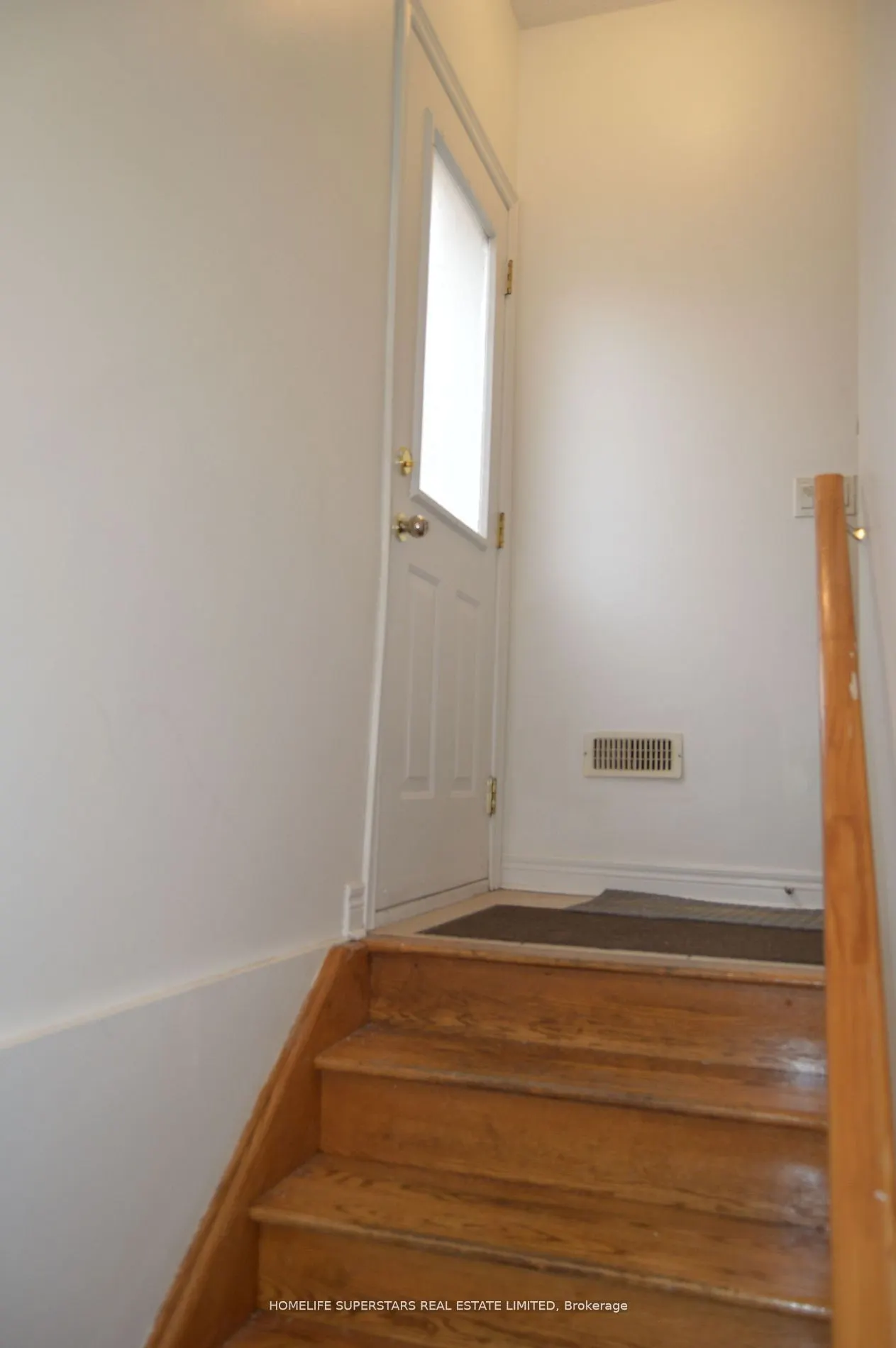 44 York Street W