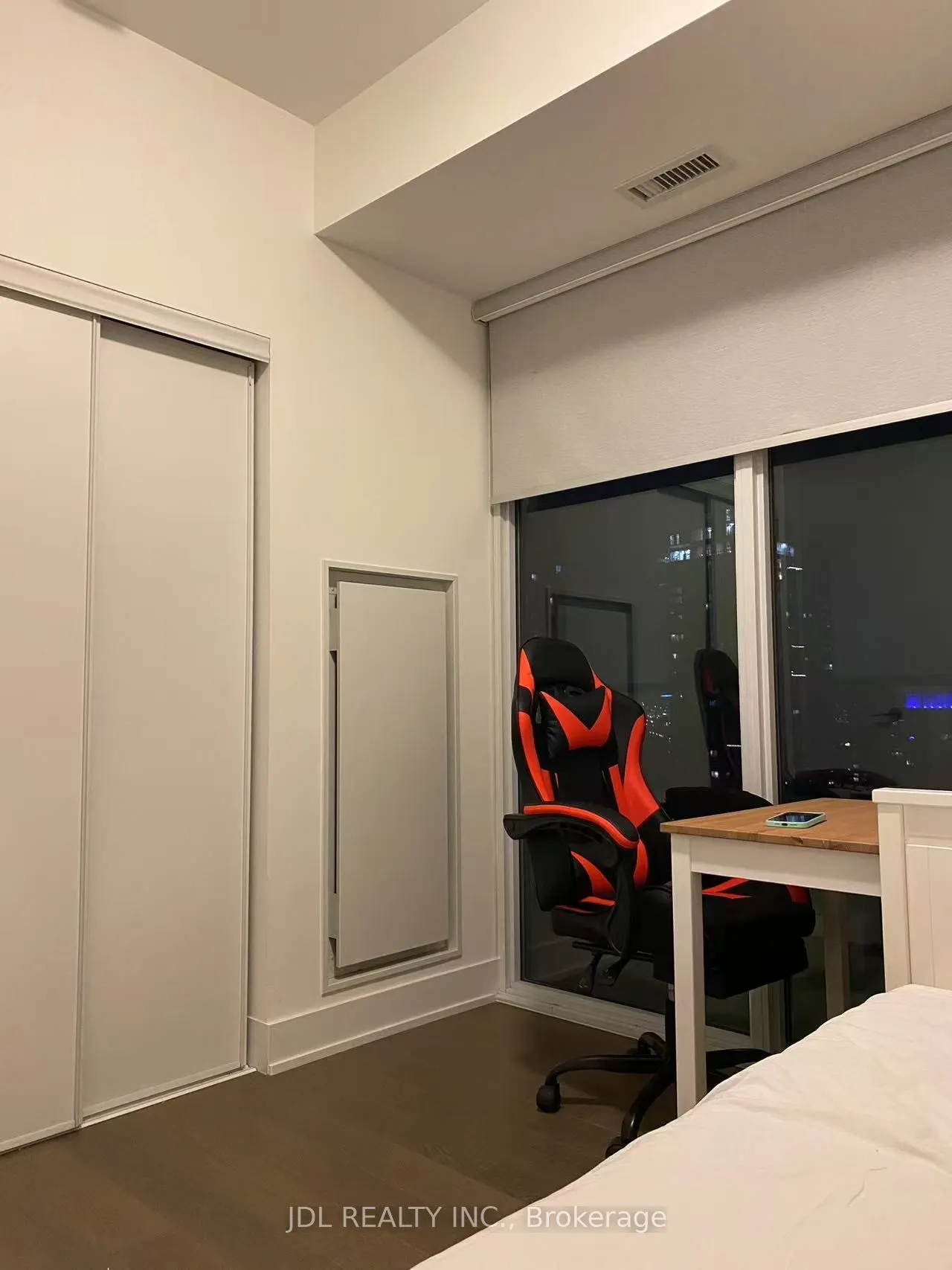 30 Shore Breeze Drive, #13