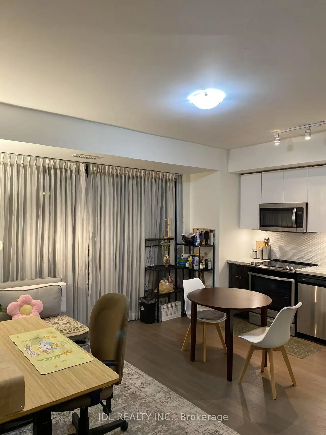 30 Shore Breeze Drive, #2913