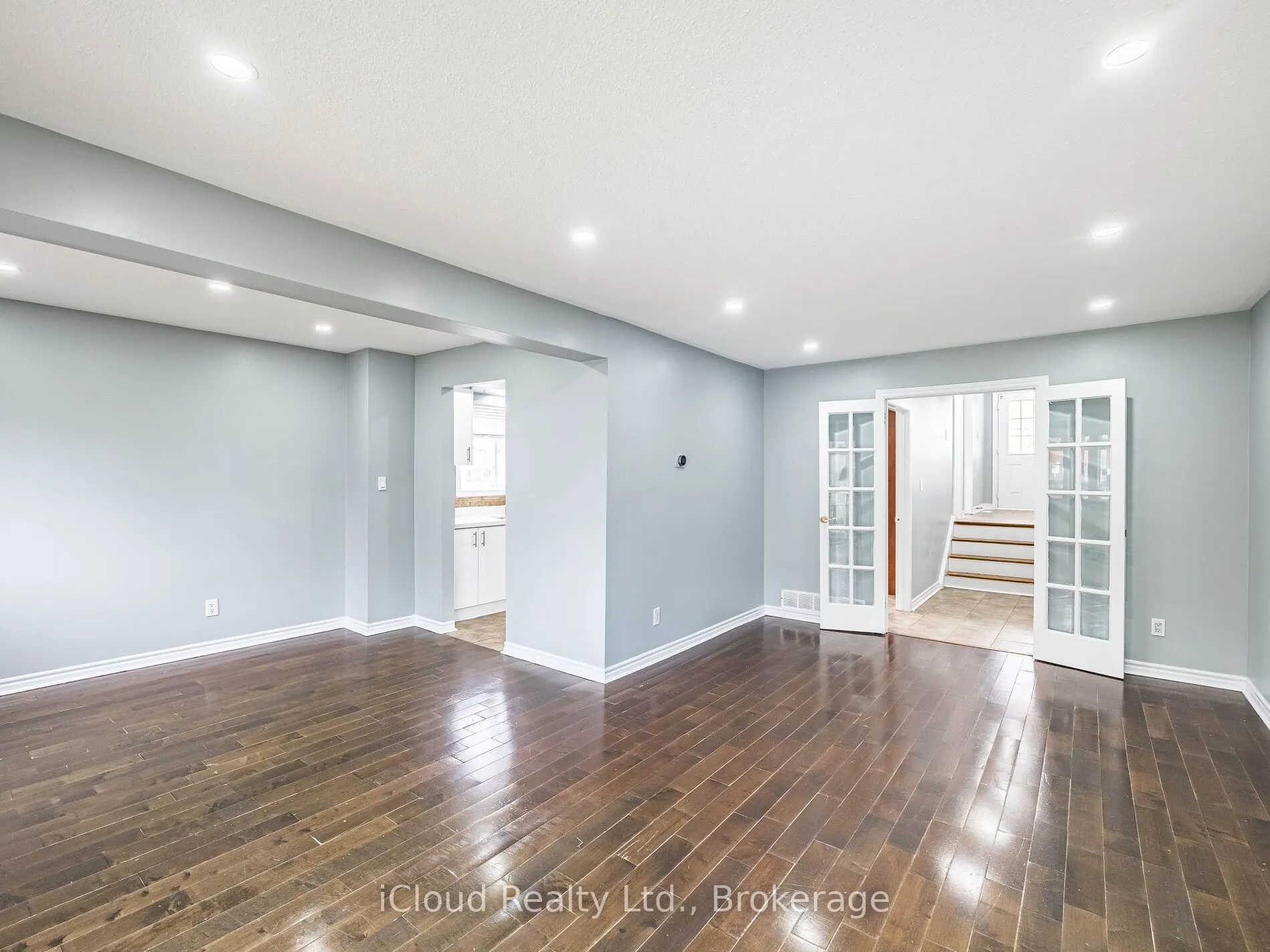 7458 Catalpa Road