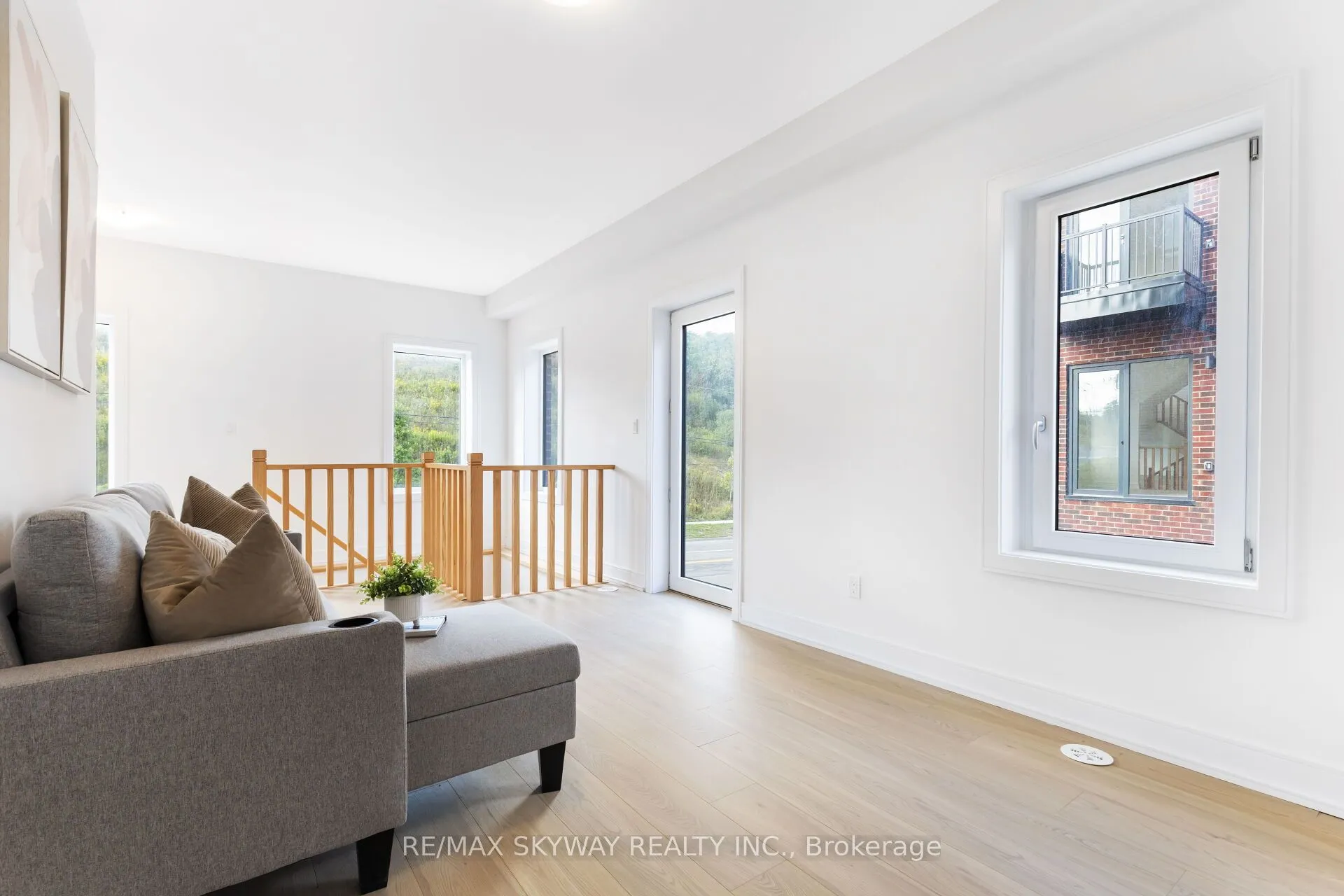 7 Taylor Court