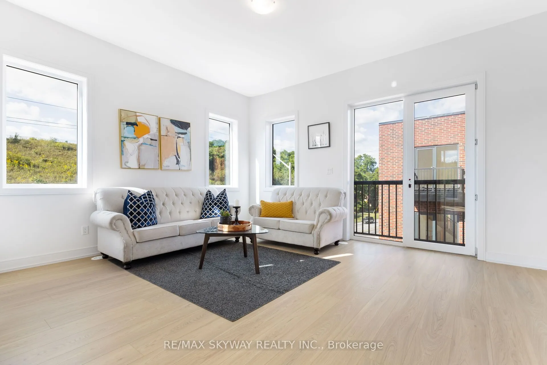 7 Taylor Court