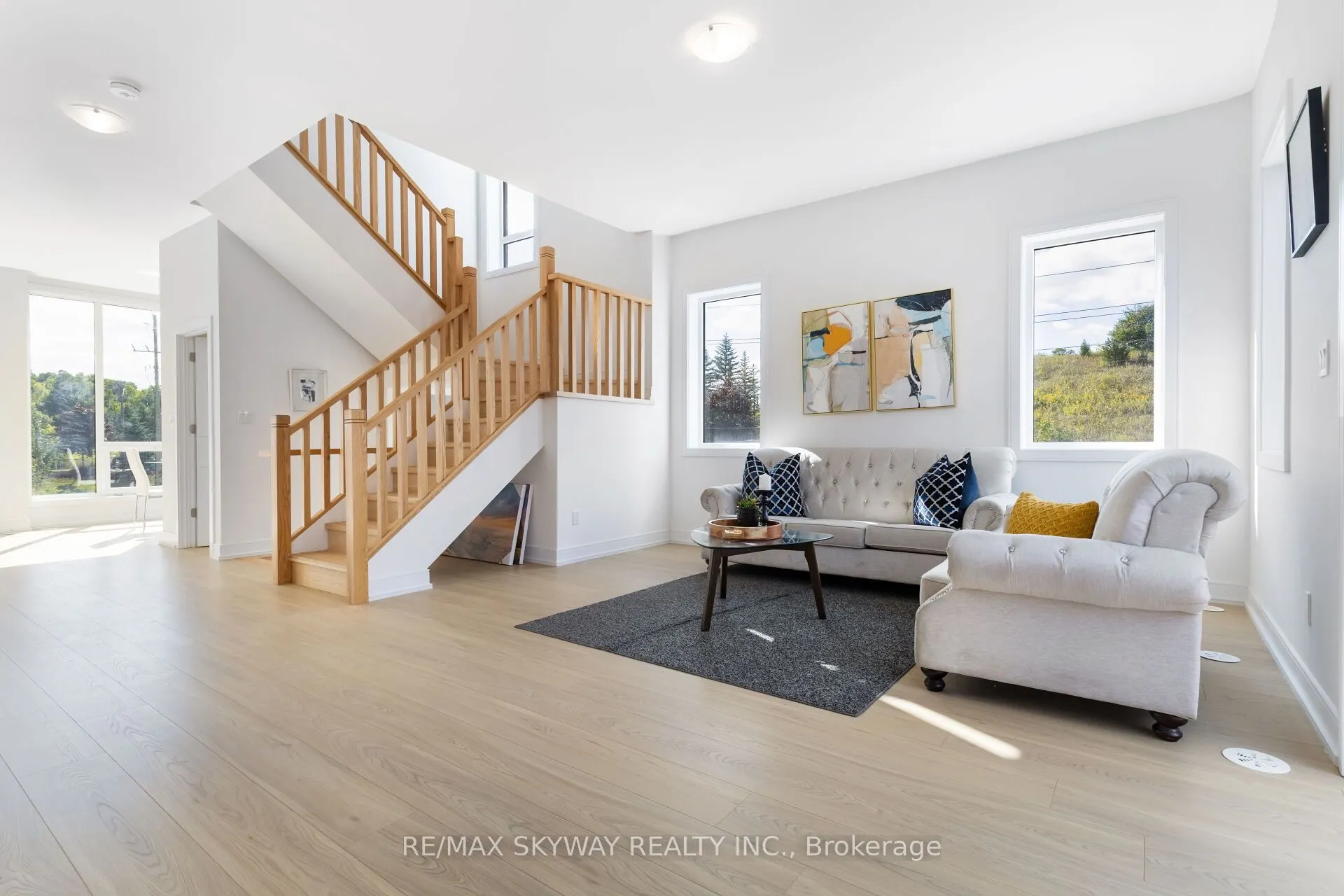 7 Taylor Court