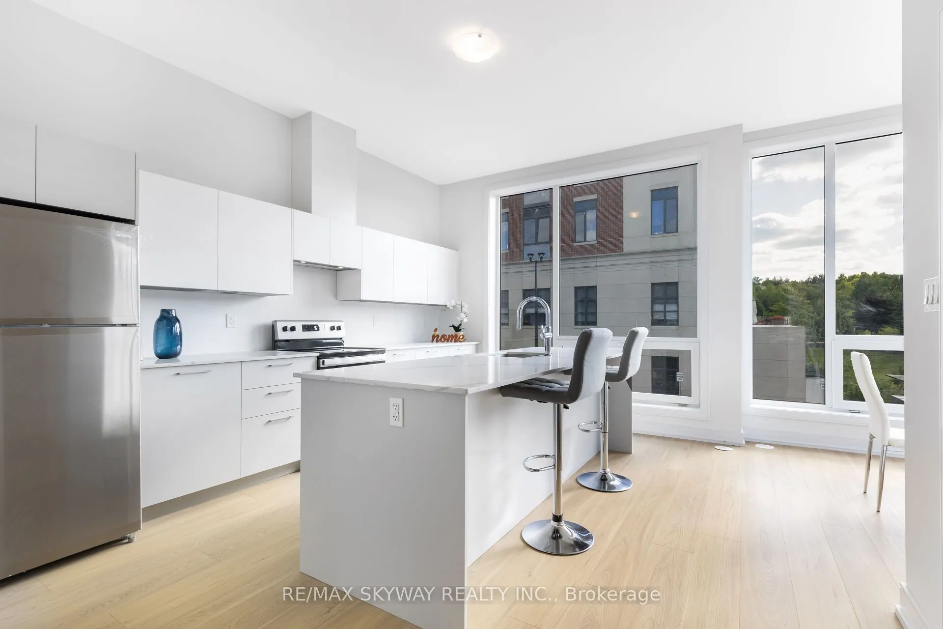 7 Taylor Court