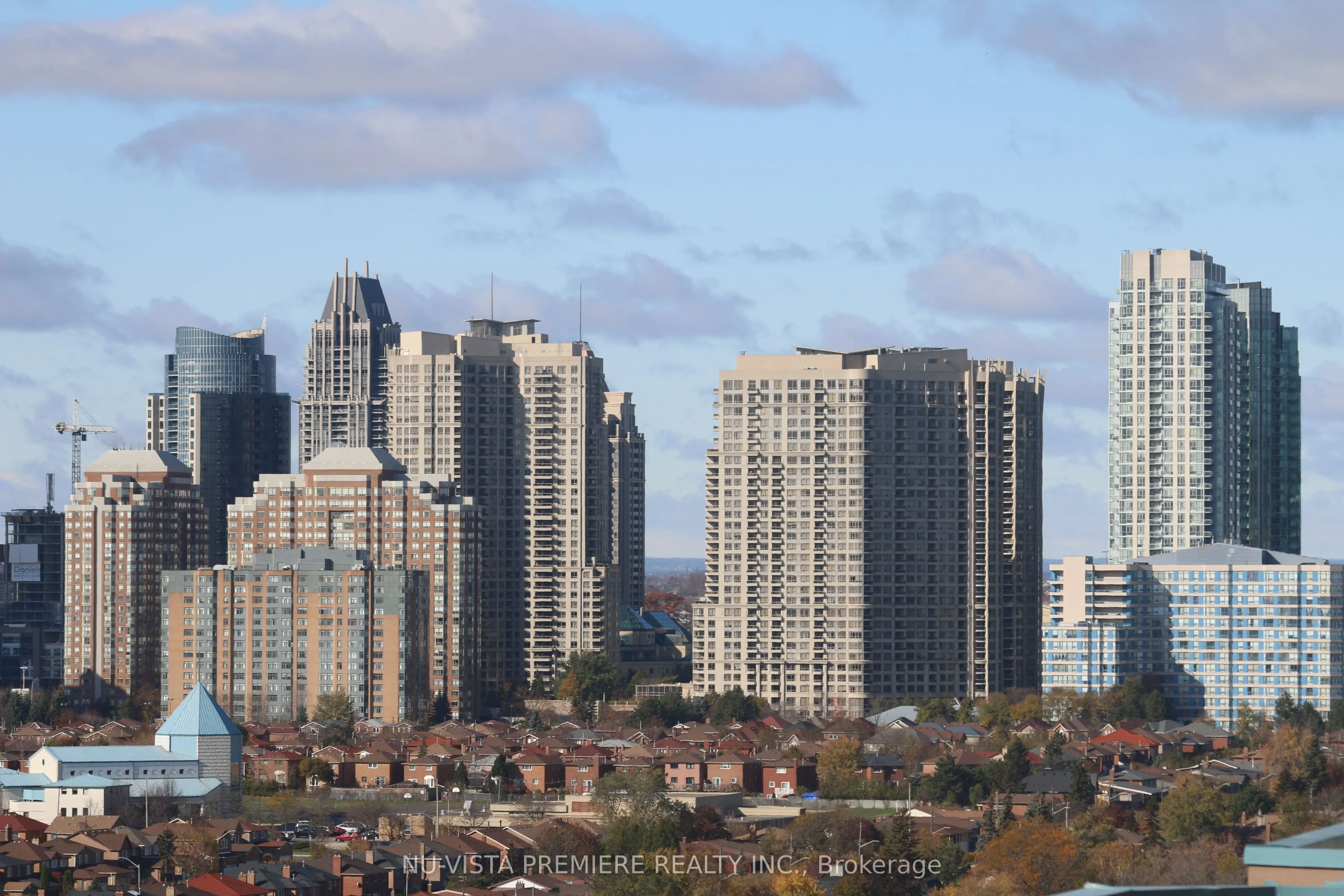 115 Hillcrest Avenue, #1406
