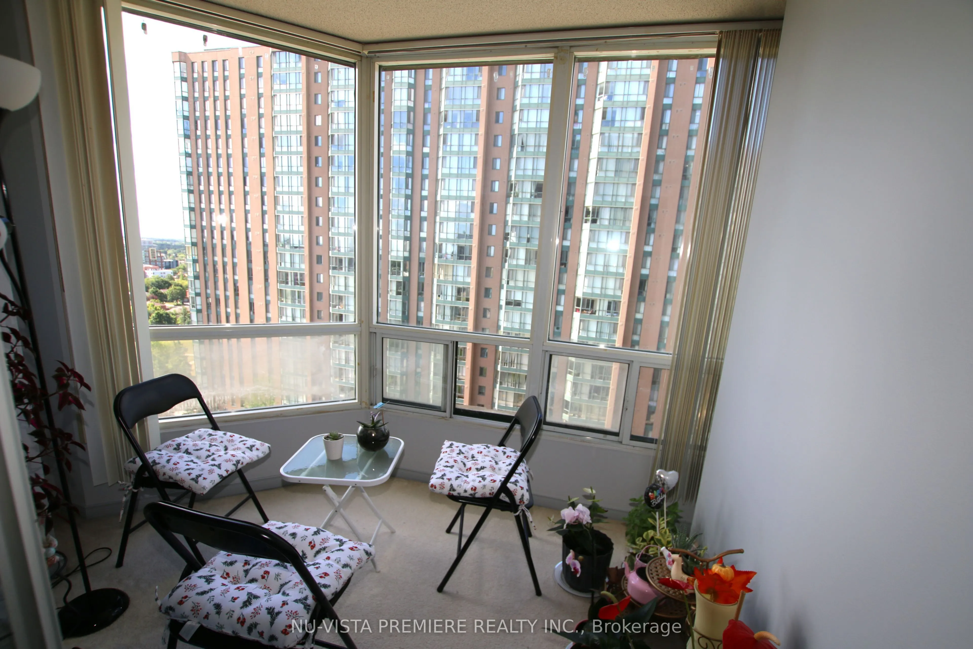 115 Hillcrest Avenue, #1406