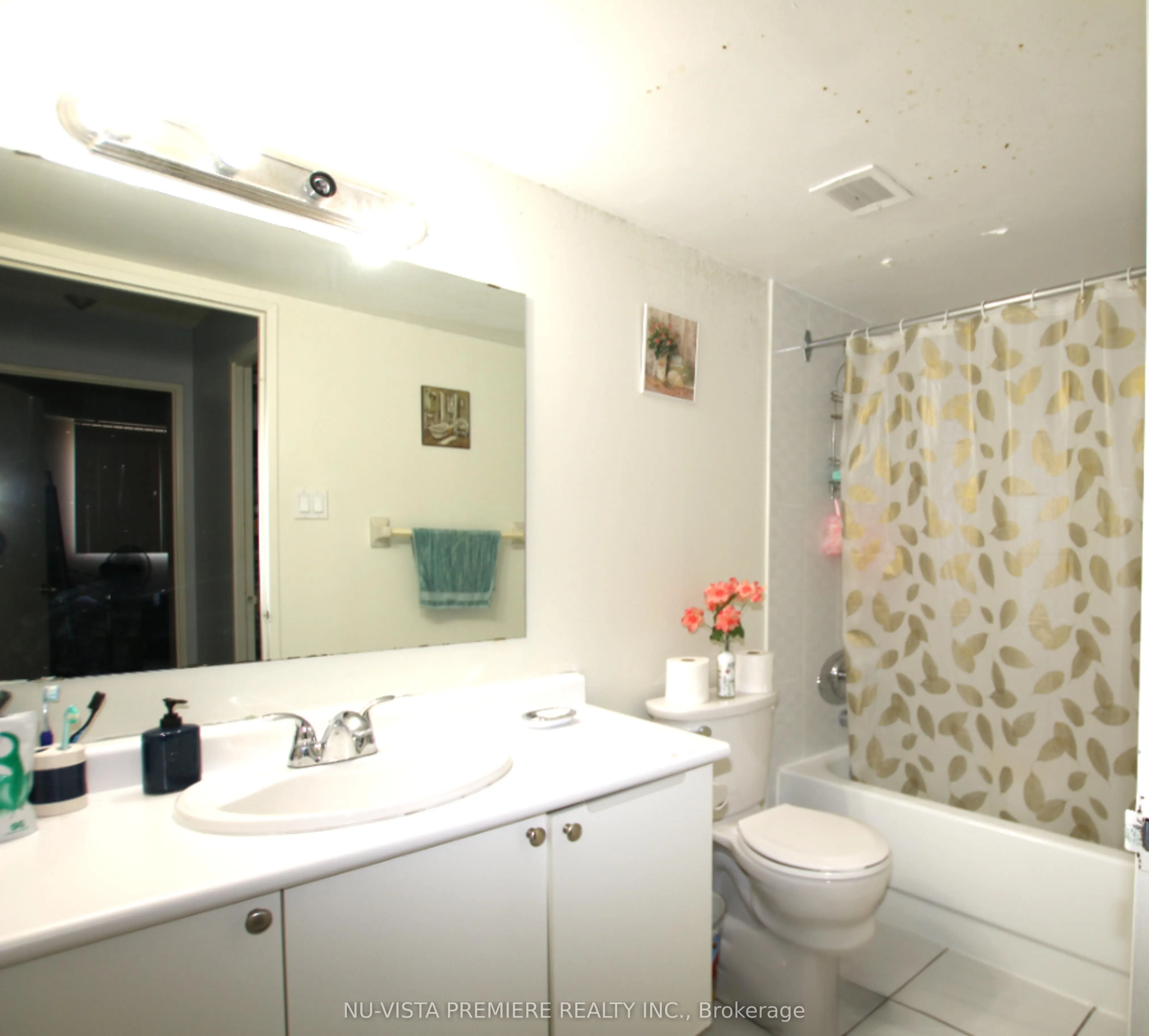 115 Hillcrest Avenue, #1406