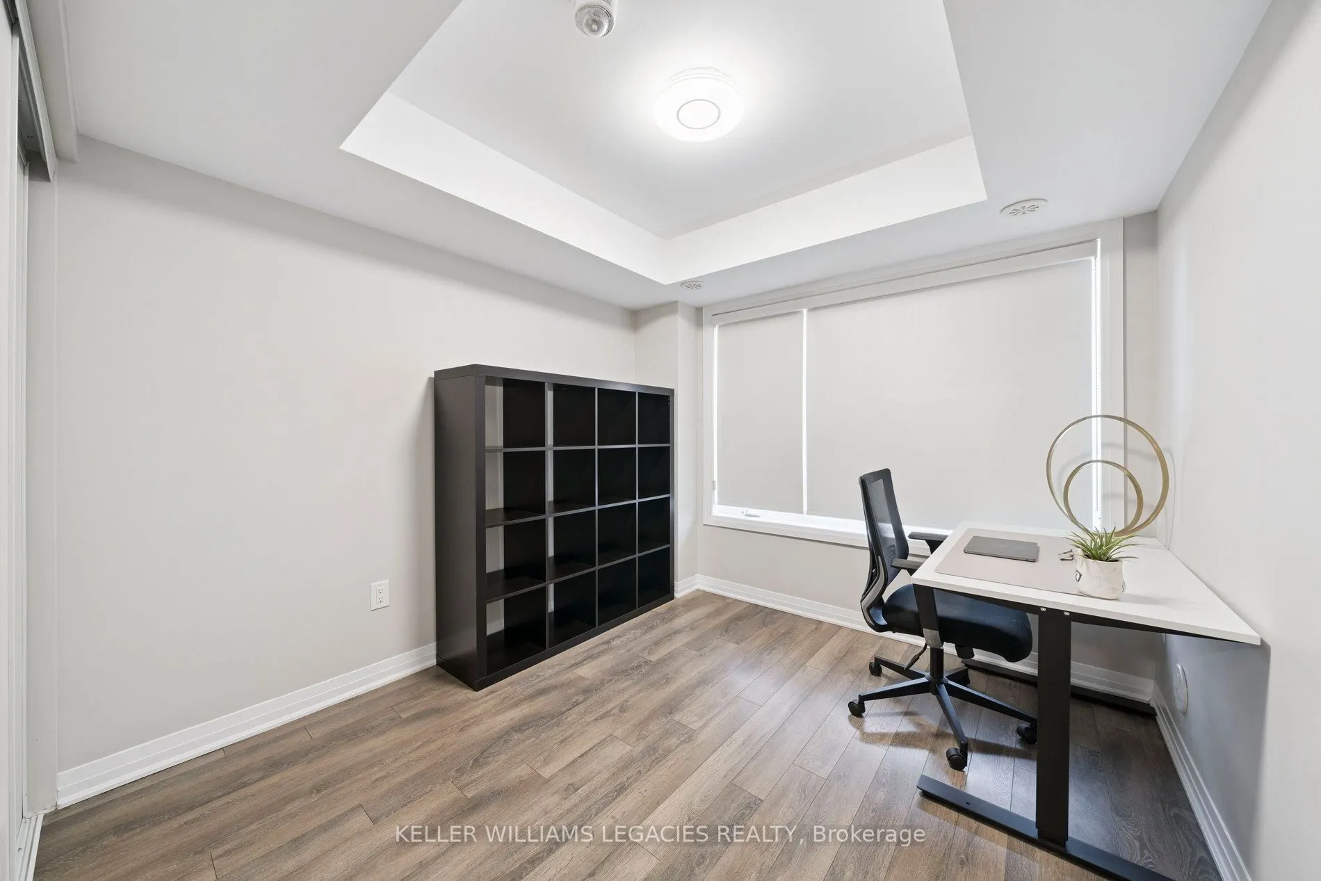 189 William Duncan Road, #6
