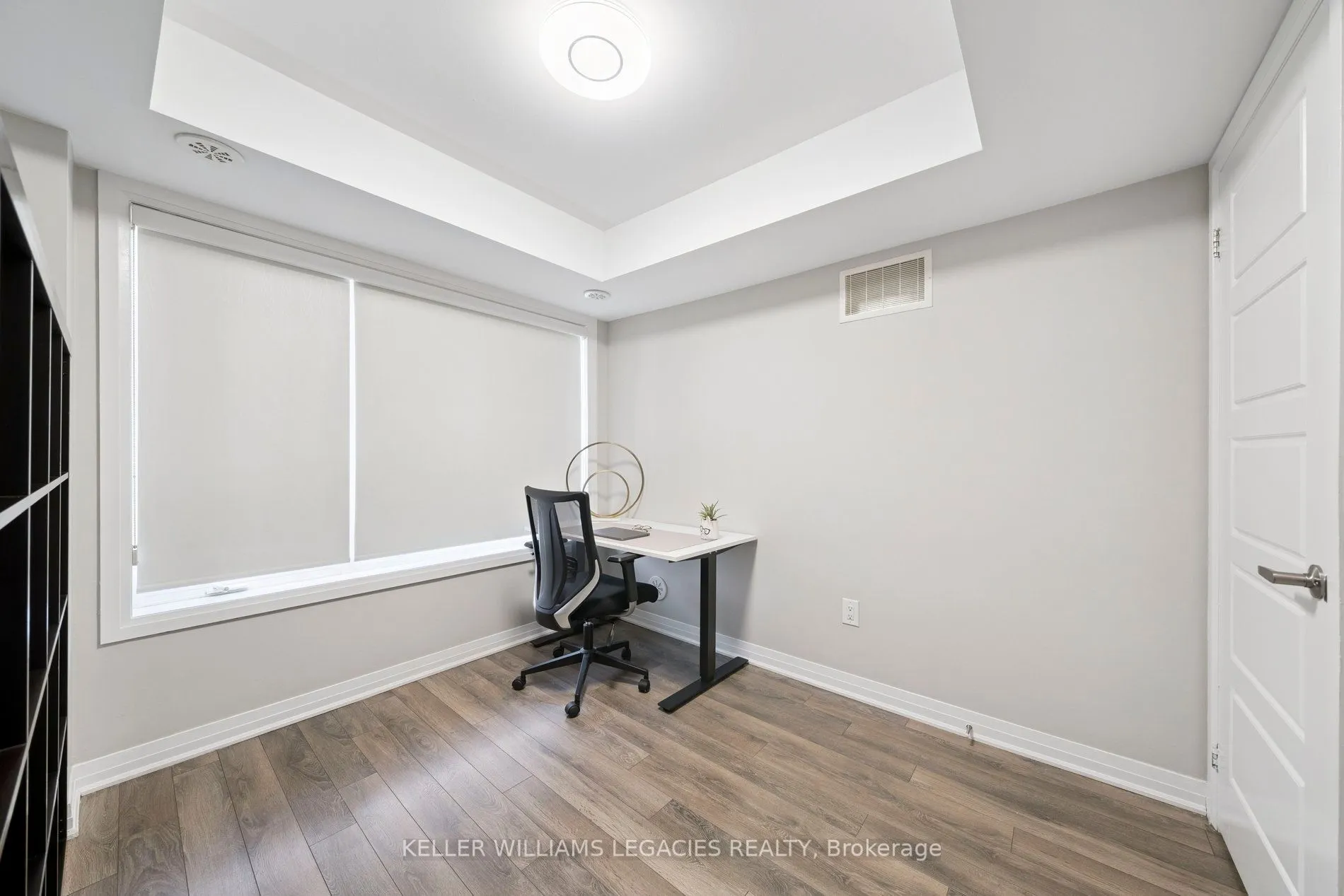 189 William Duncan Road, #6