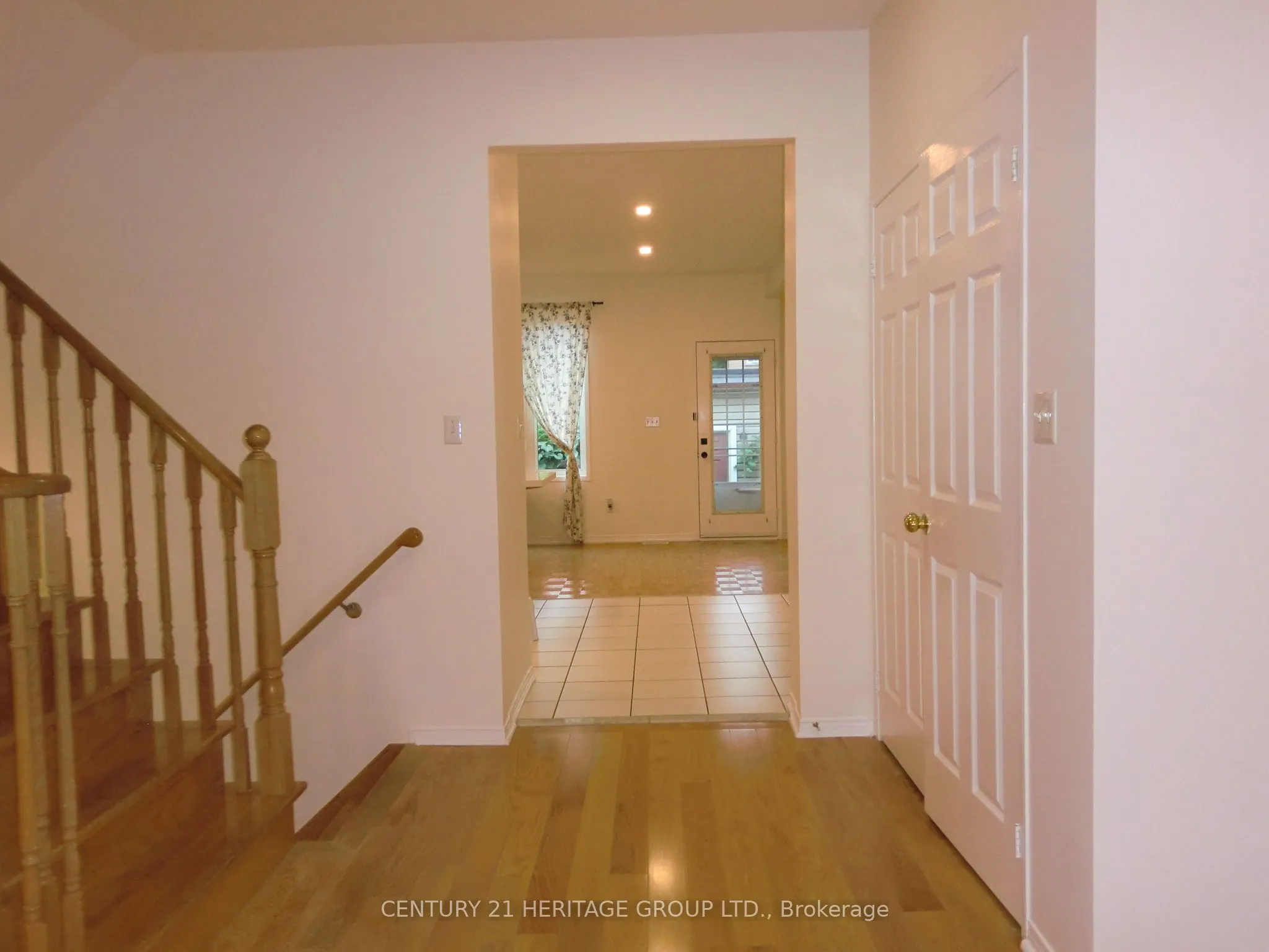 32 Leitch Avenue