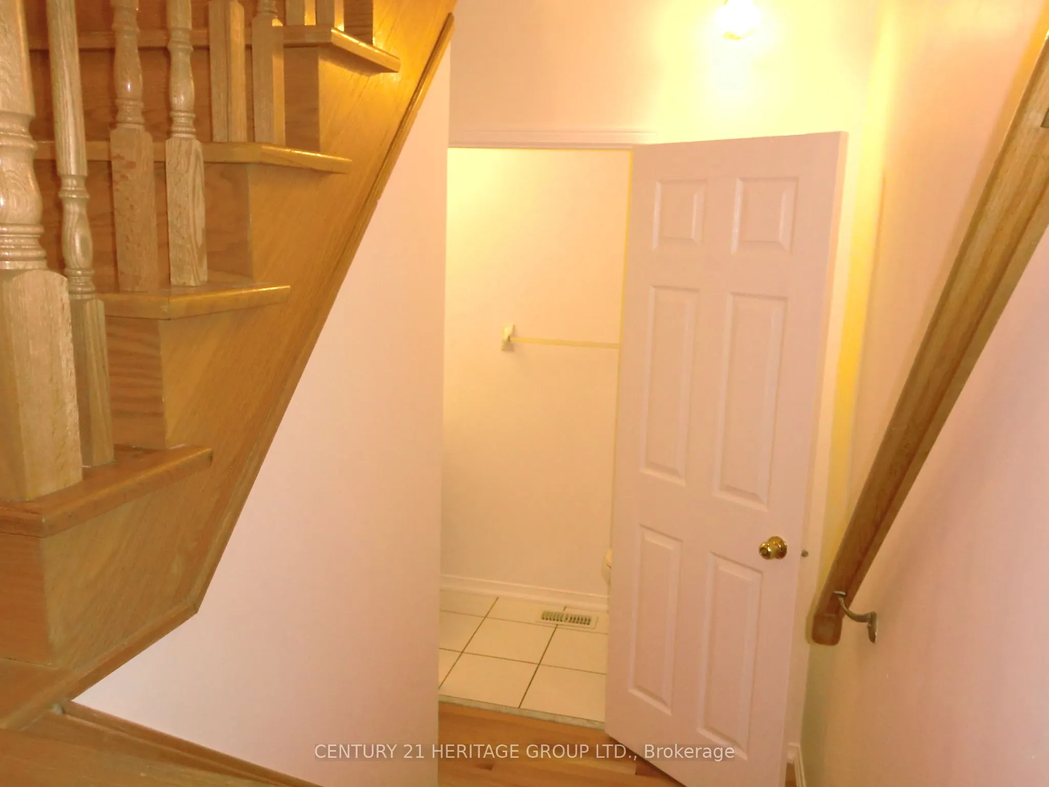 32 Leitch Avenue