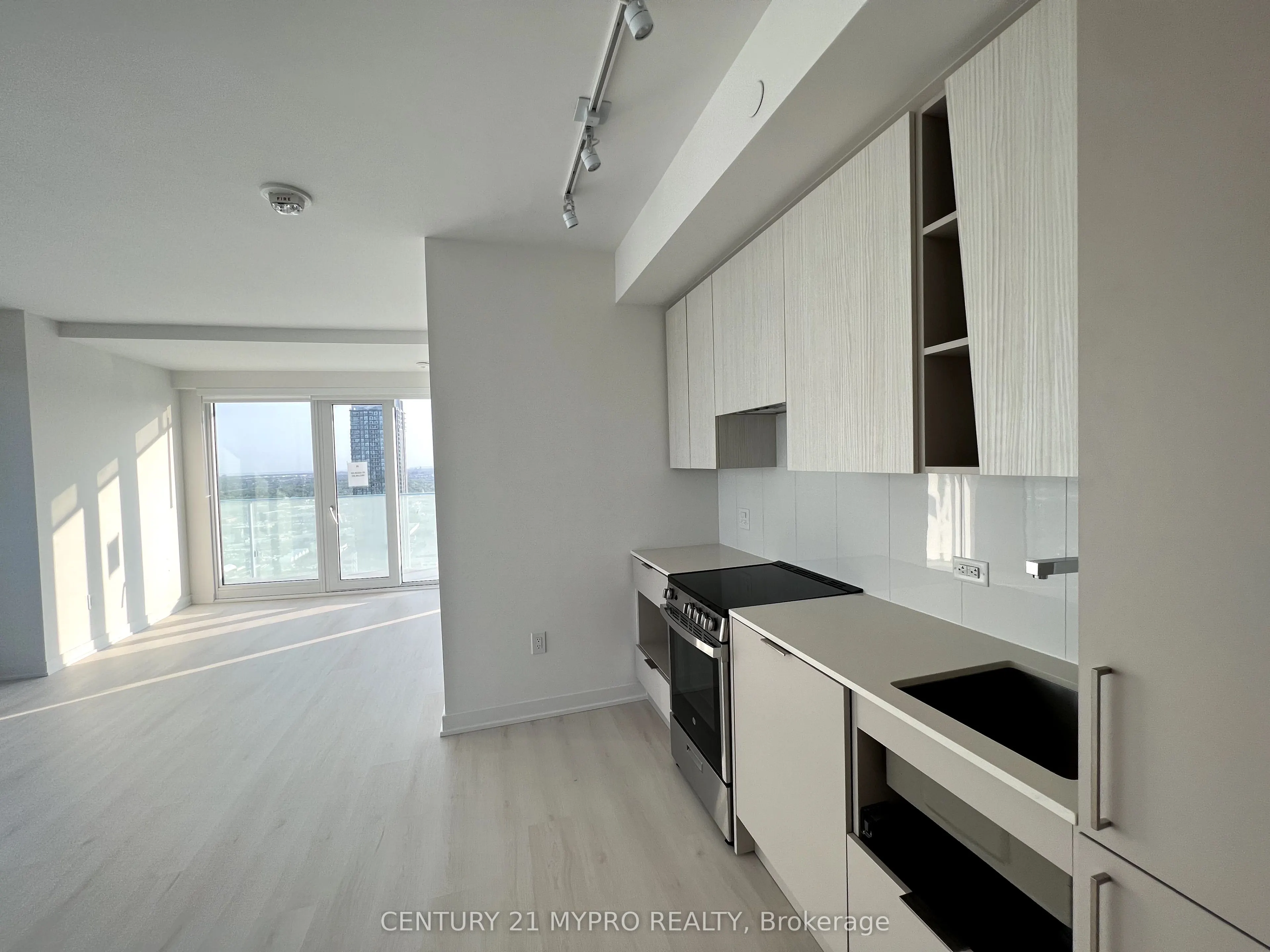 3900 Confederation Parkway, #3404