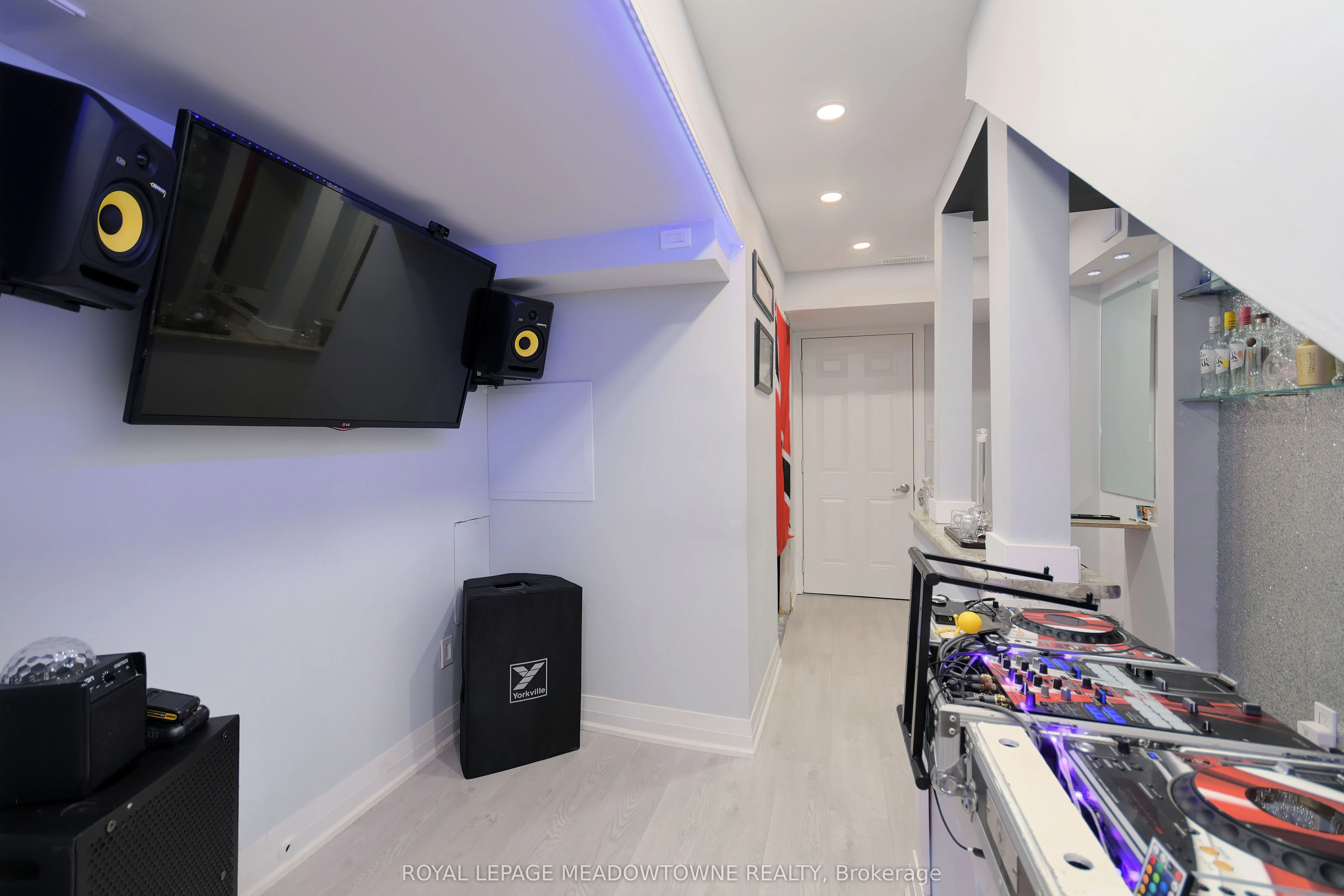 21 Labrish Road