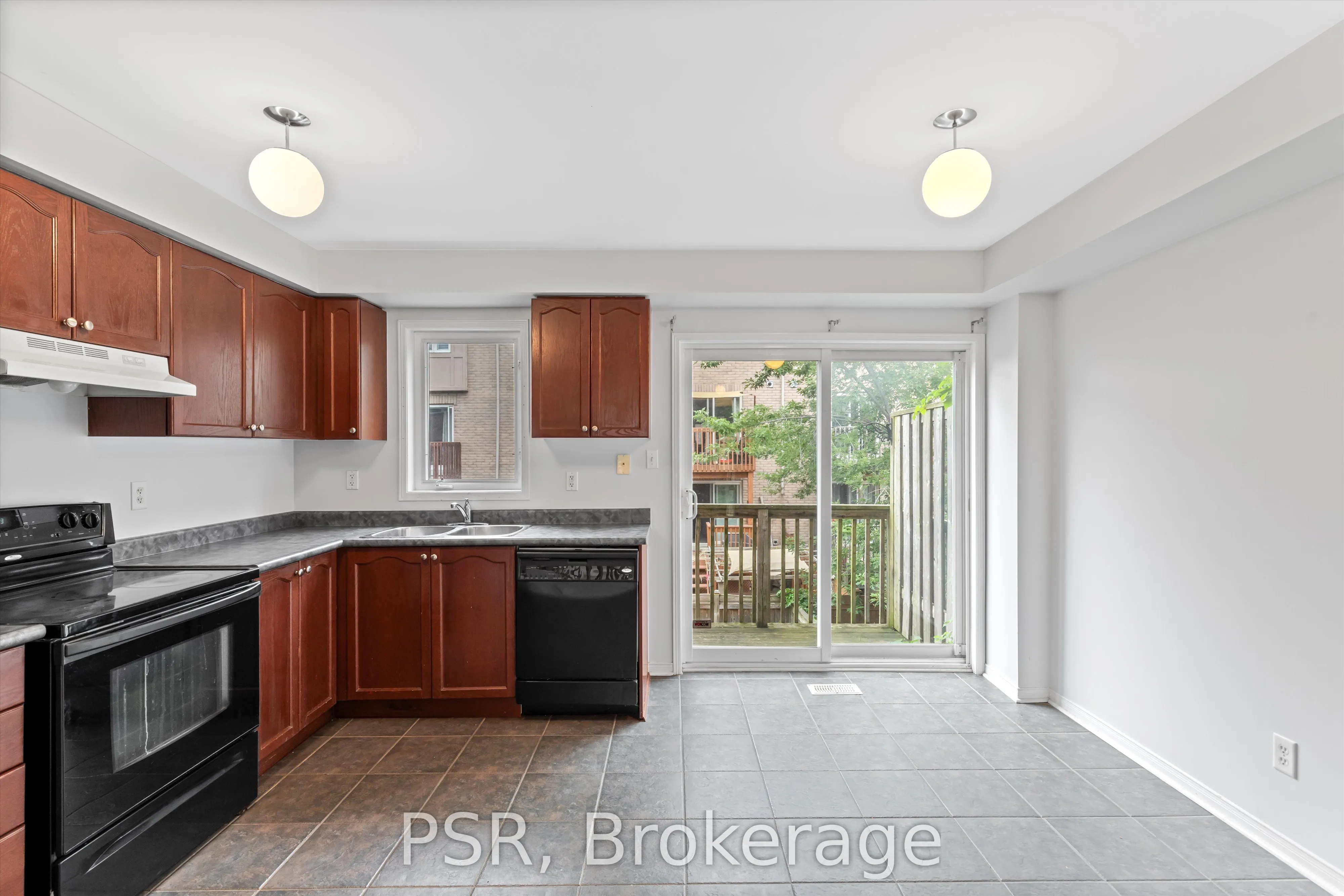 7125 Chatham Court