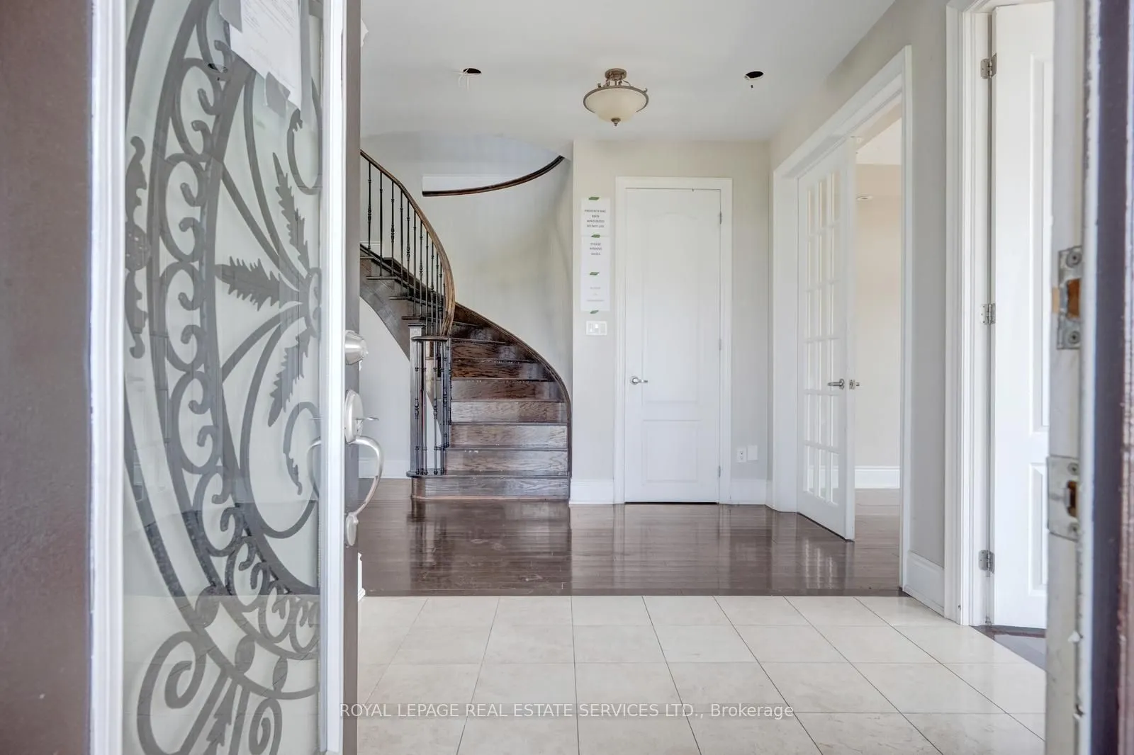 2 Riverstone Drive