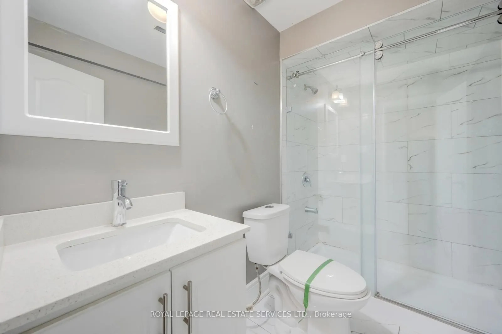 2 Riverstone Drive