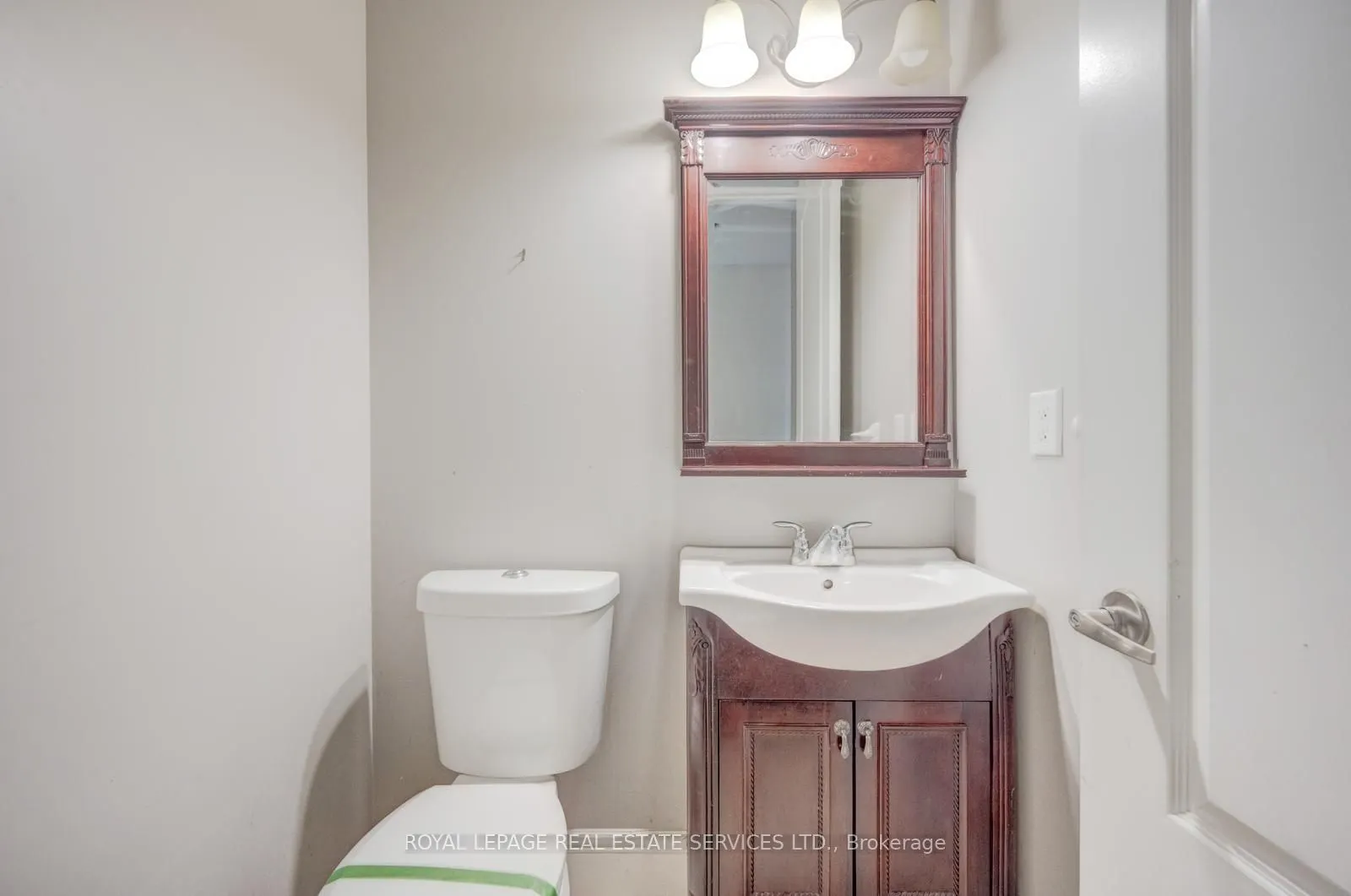 2 Riverstone Drive