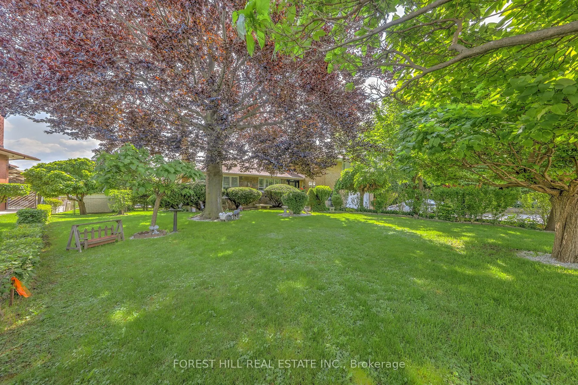 89 Portage Avenue