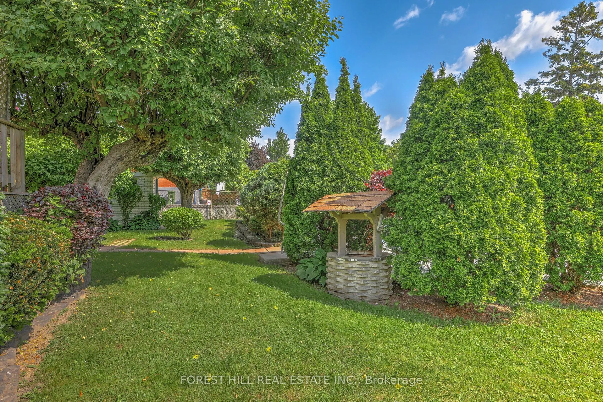89 Portage Avenue