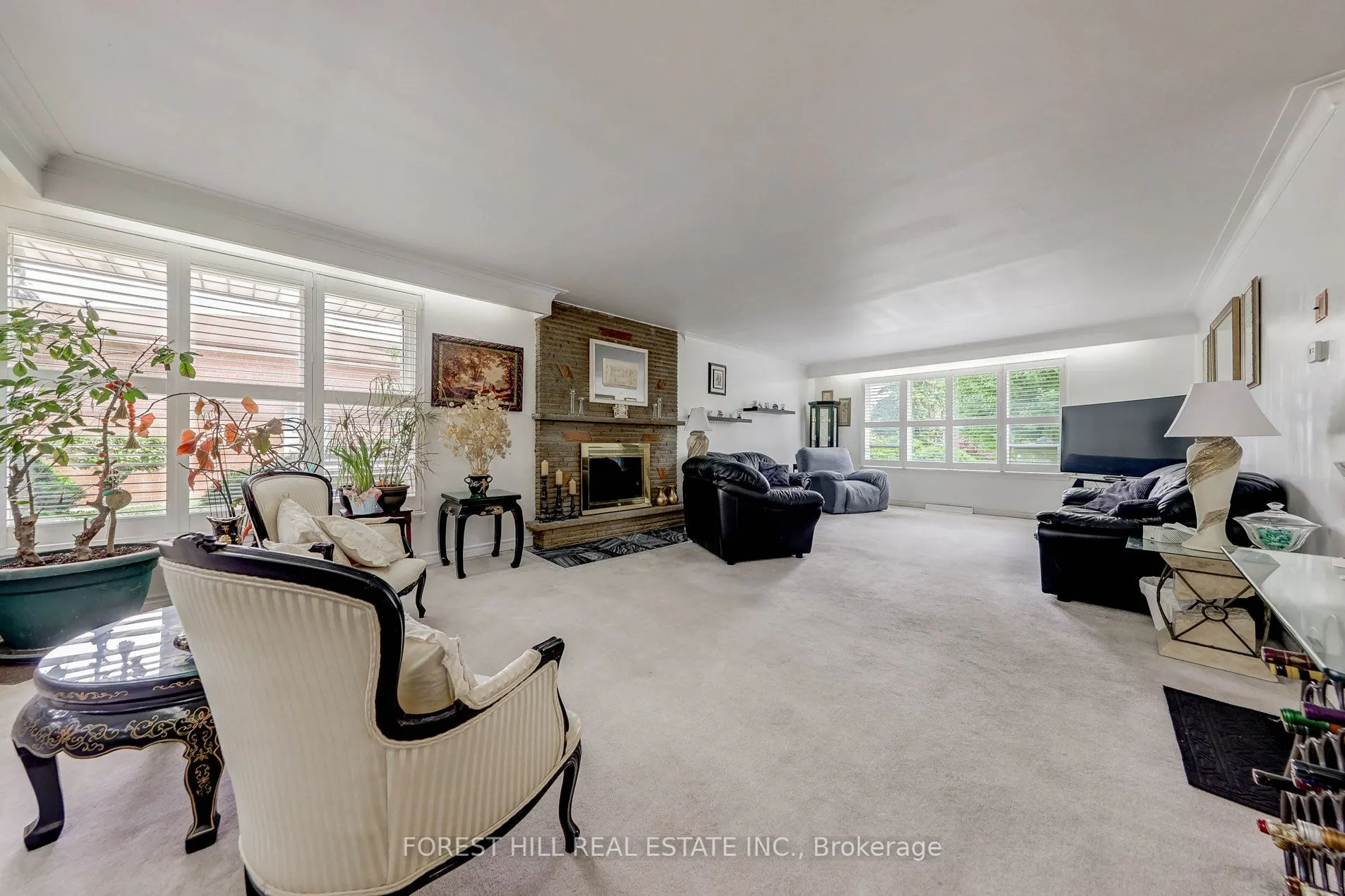 89 Portage Avenue