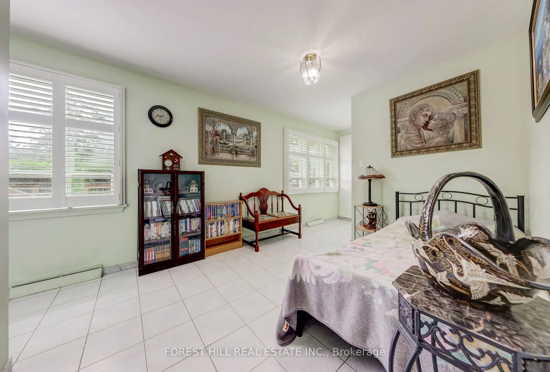 89 Portage Avenue