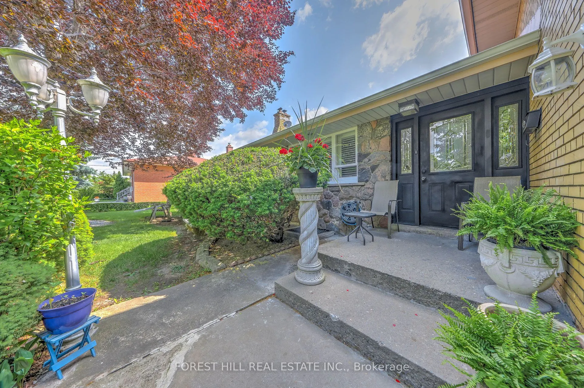 89 Portage Avenue