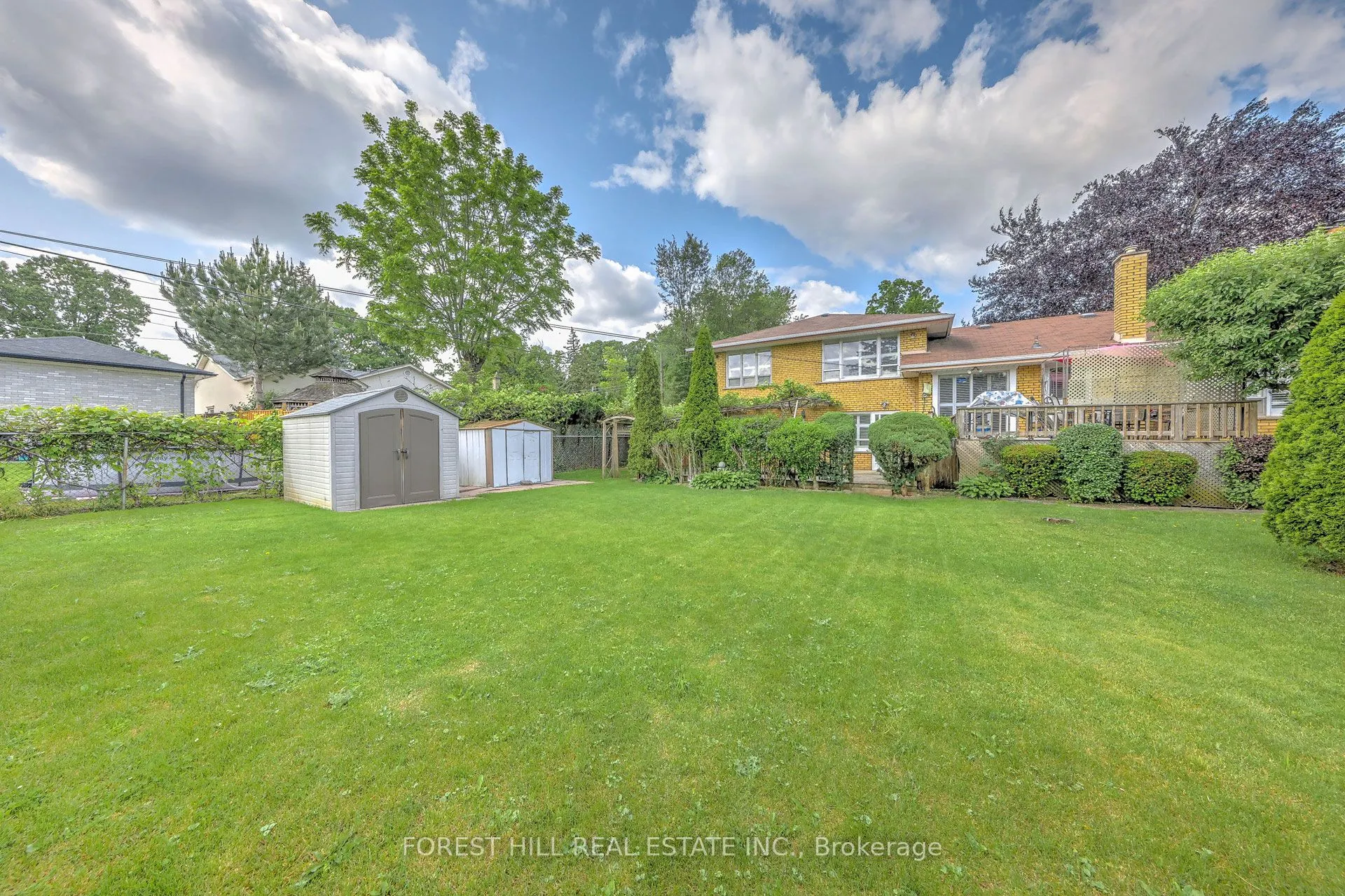 89 Portage Avenue