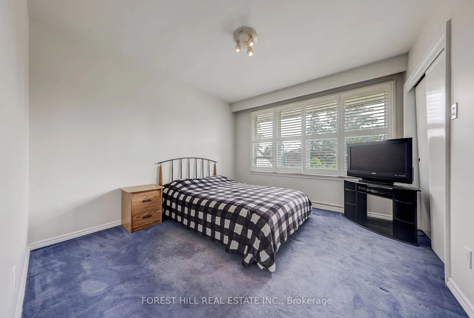 89 Portage Avenue