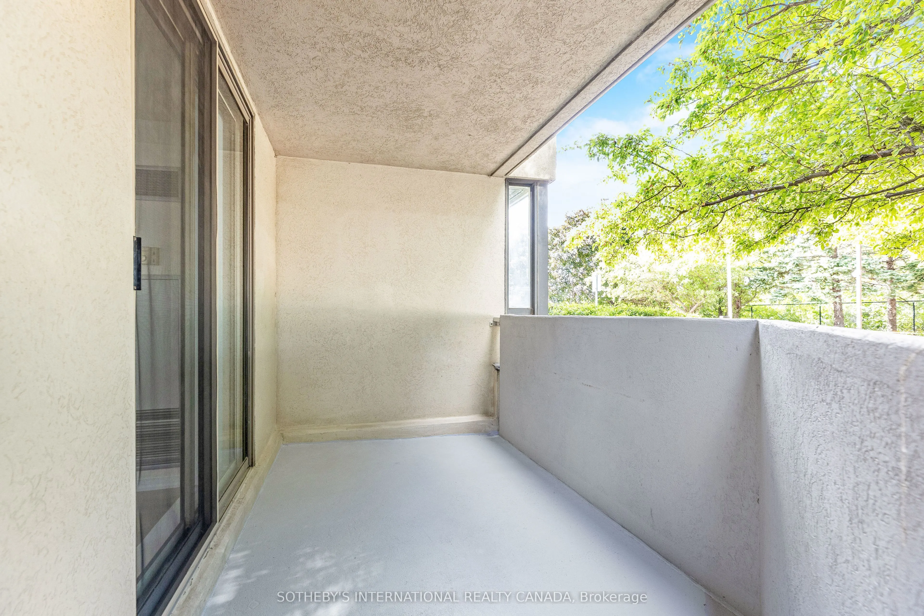 400 webb Drive, #103