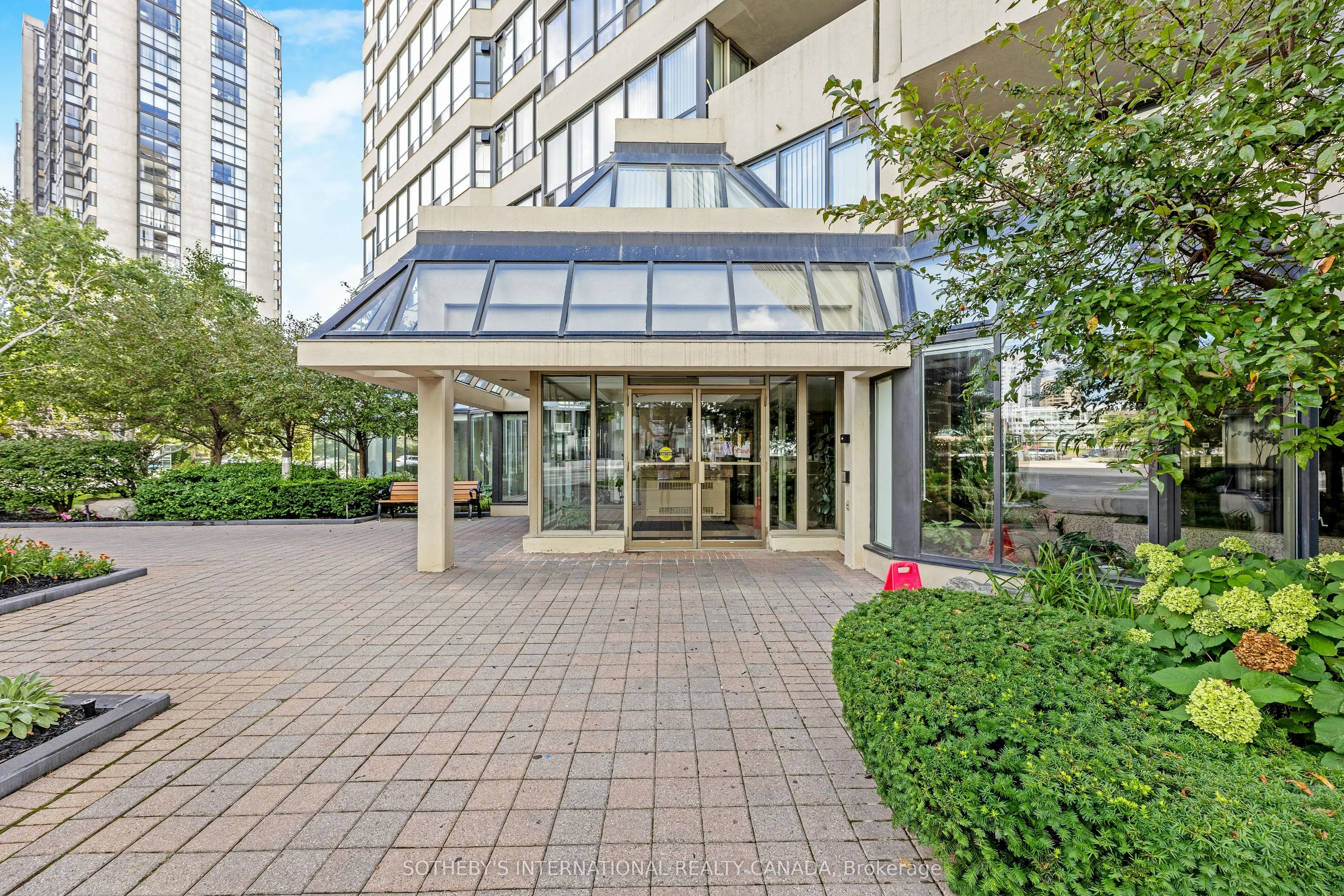 400 webb Drive, #103