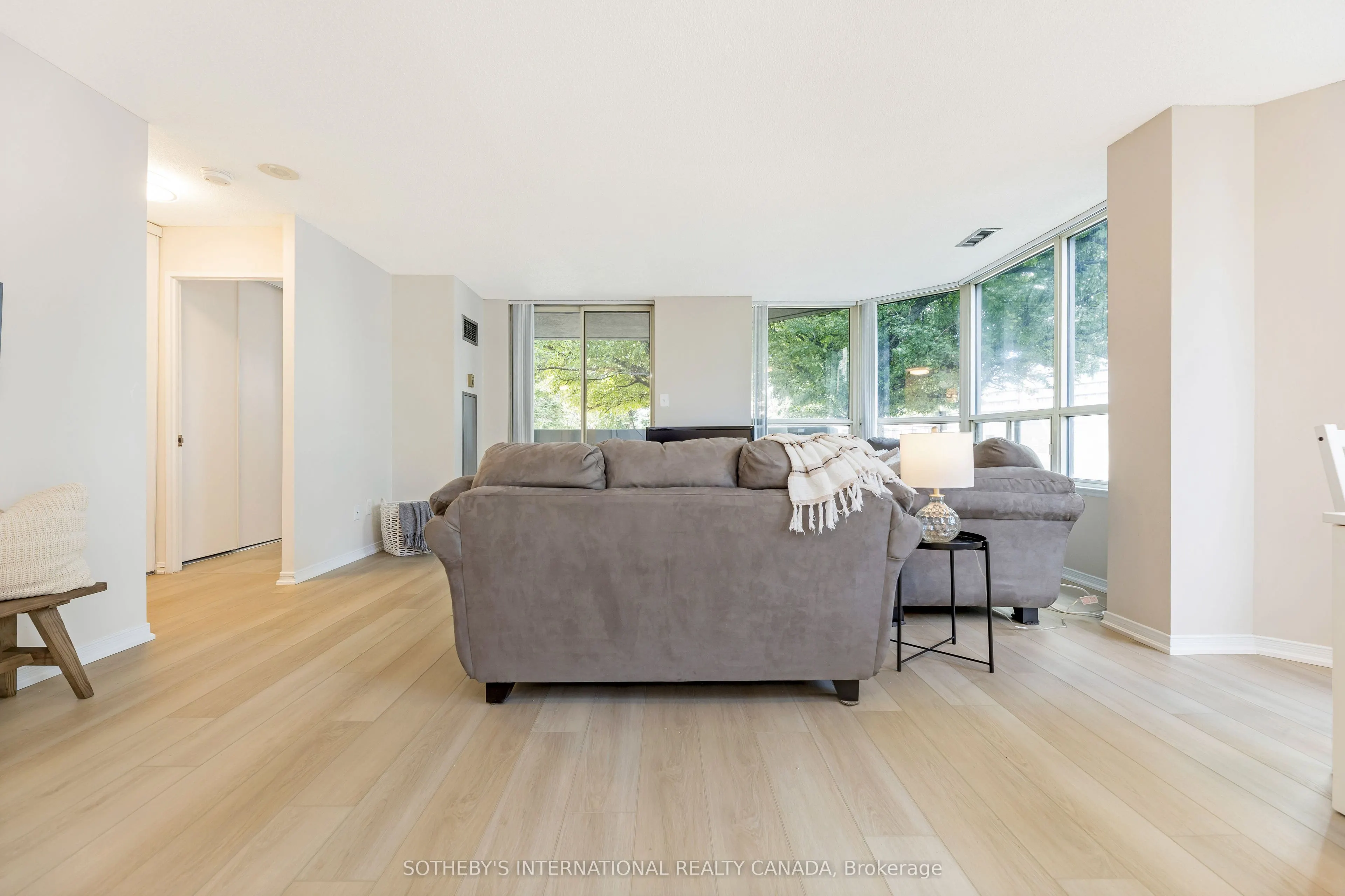 400 webb Drive, #103