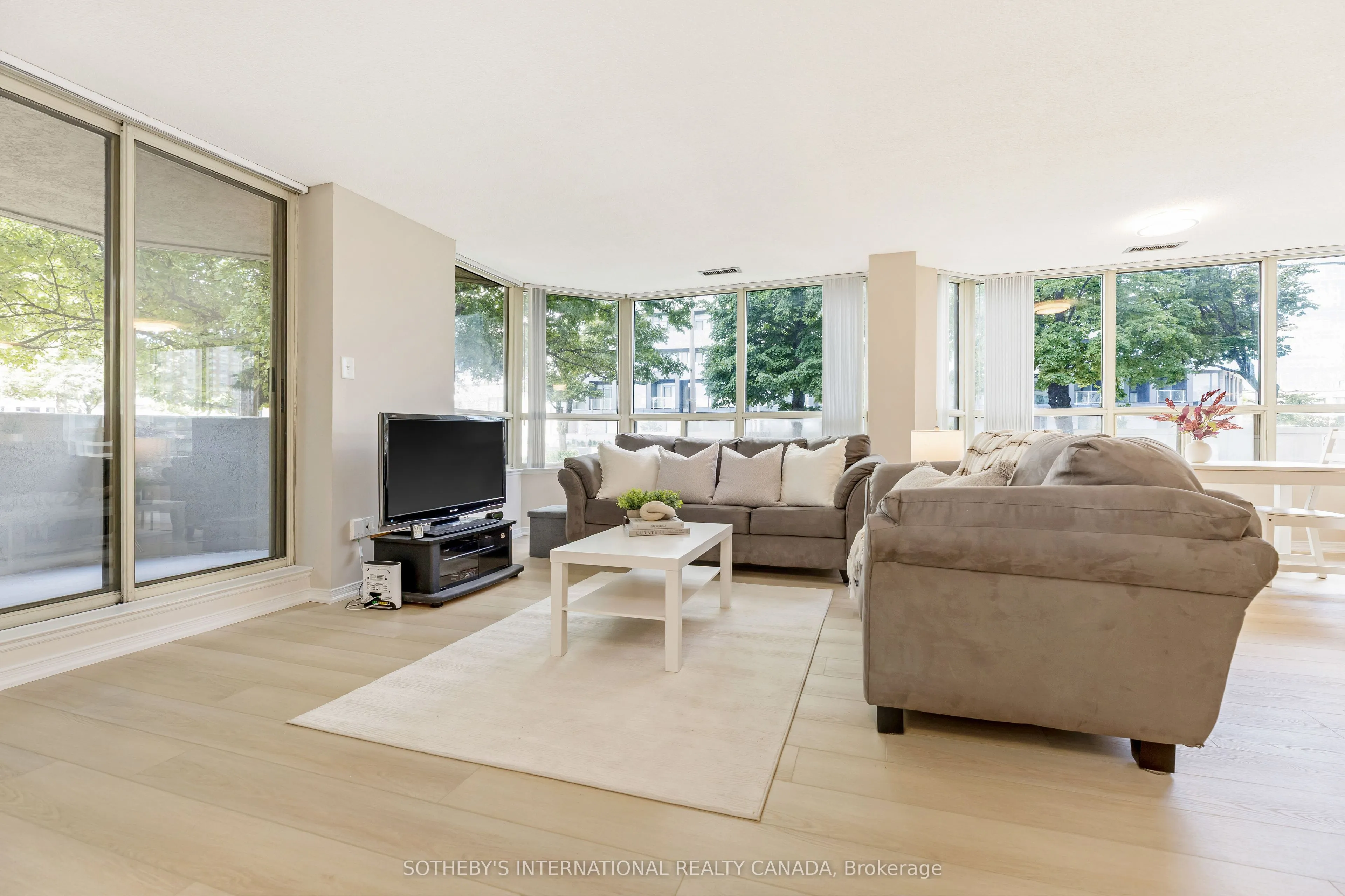 400 webb Drive, #103