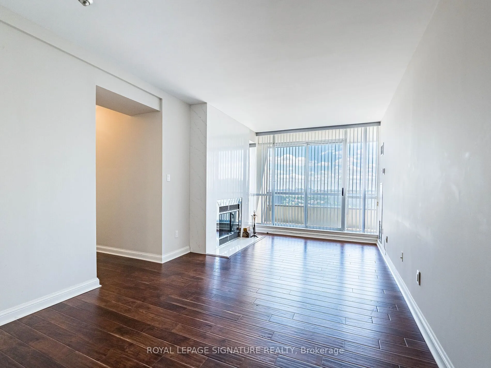 24 Hanover Road, #2204