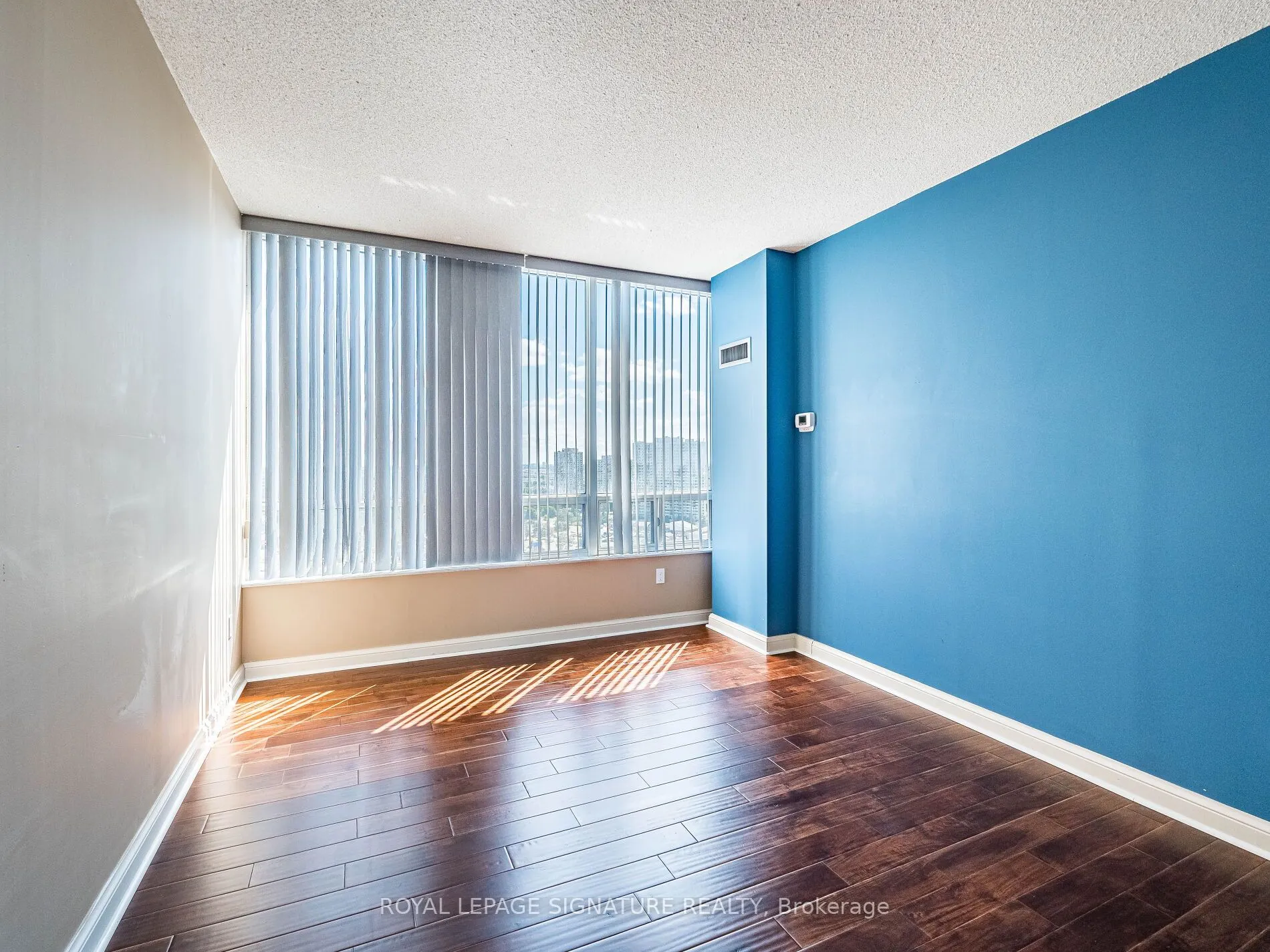 24 Hanover Road, #2204