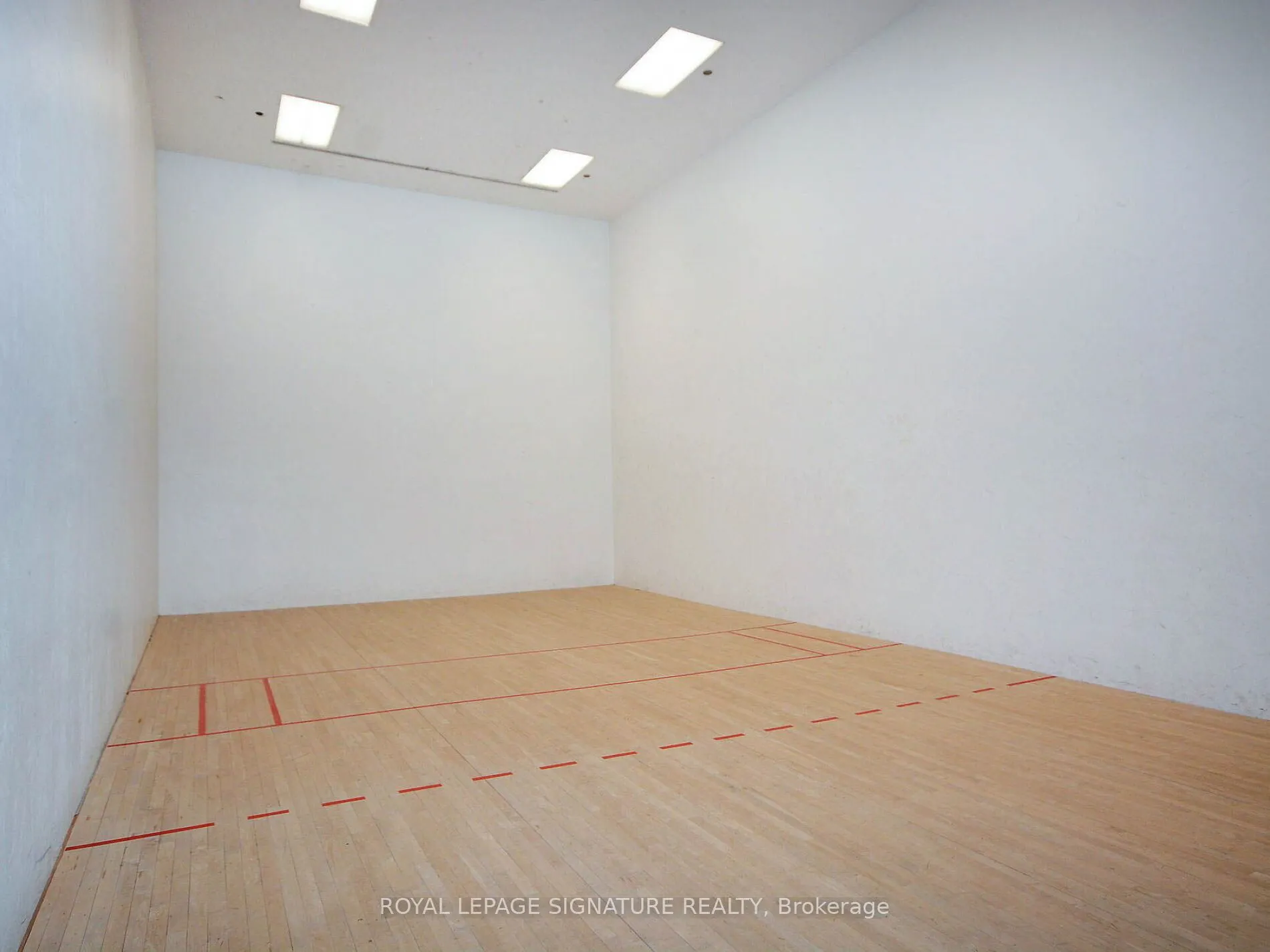 24 Hanover Road, #2204
