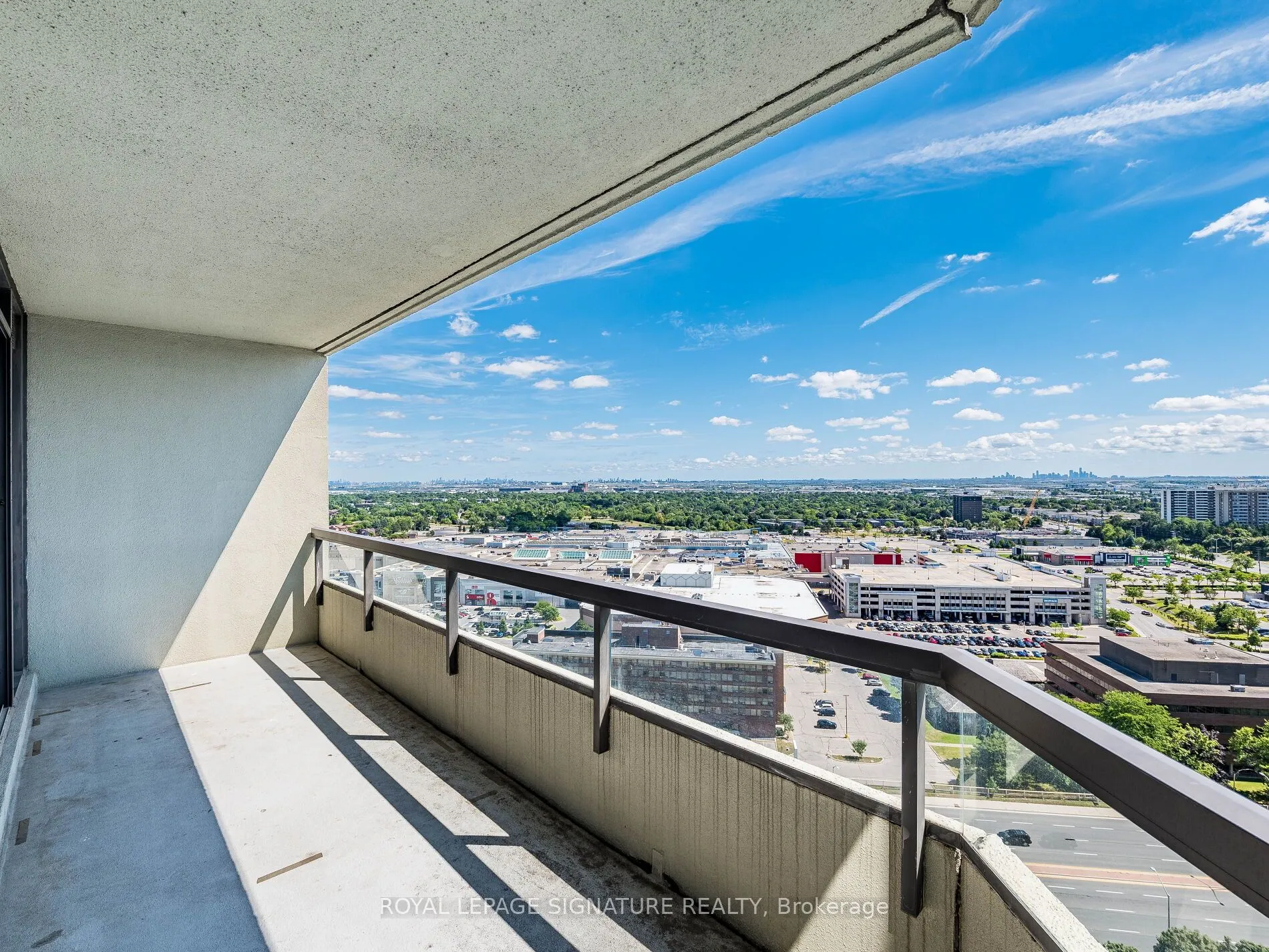 24 Hanover Road, #2204