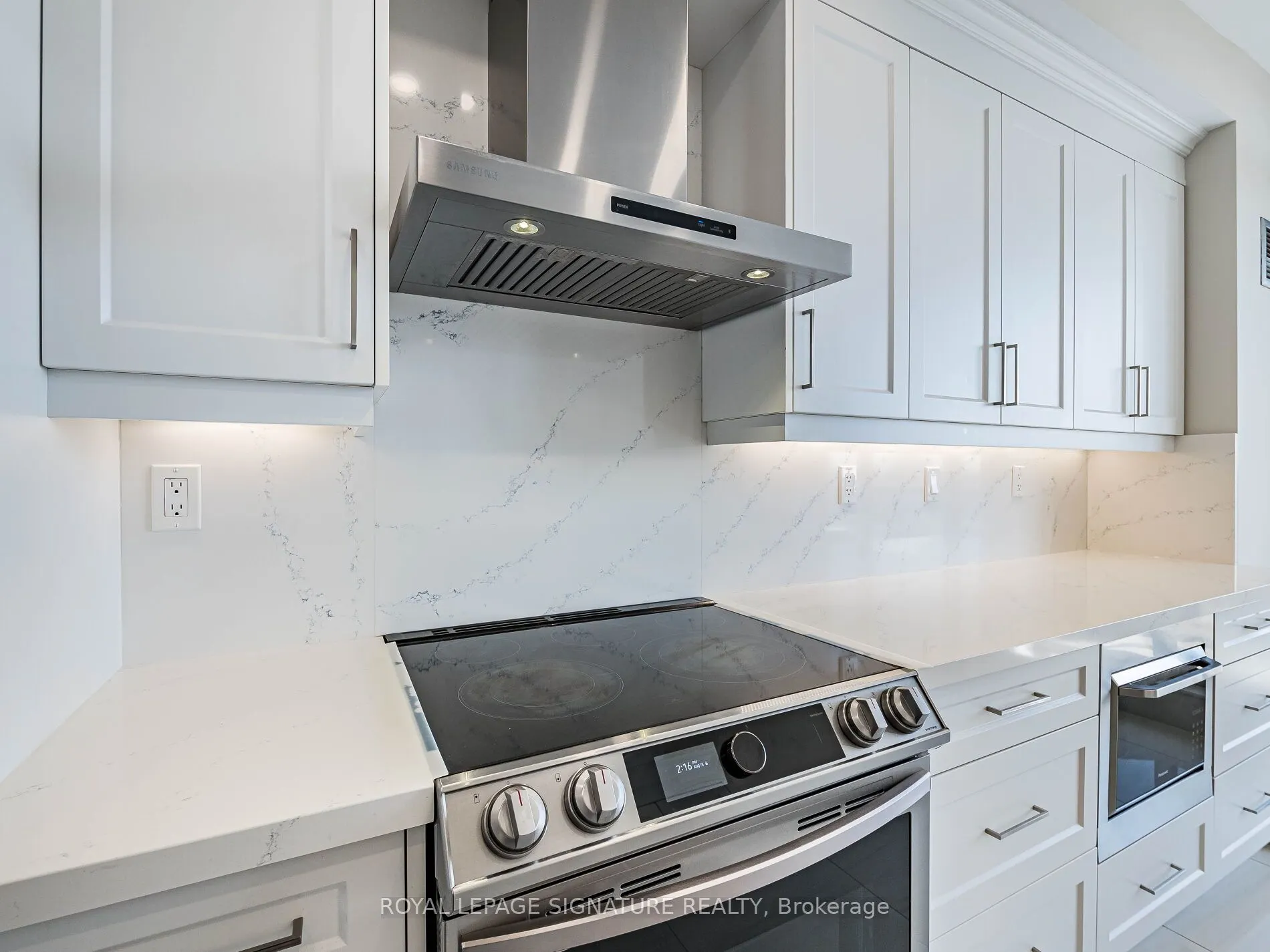 24 Hanover Road, #2204