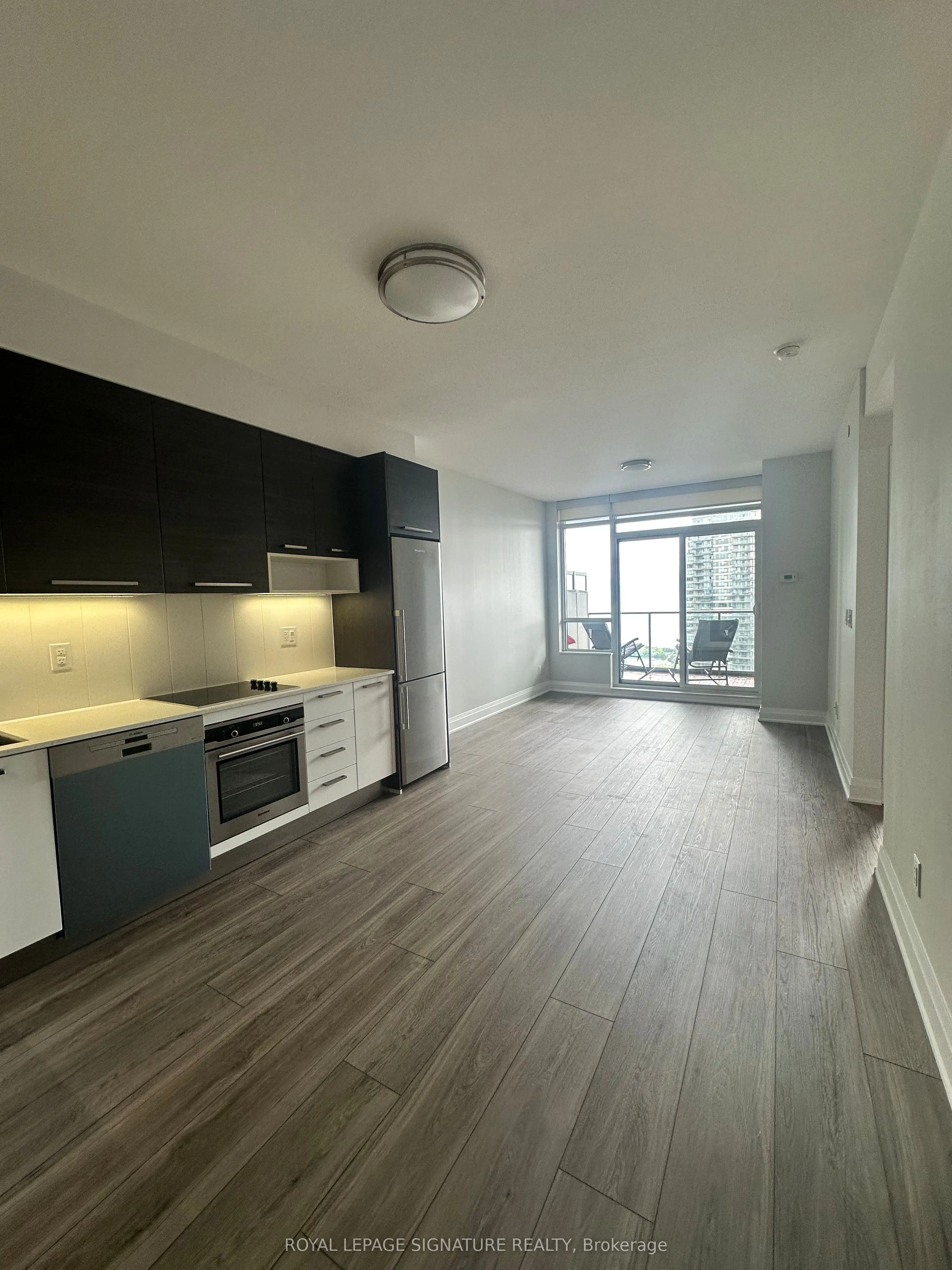 36 Park Lawn Road, #3102