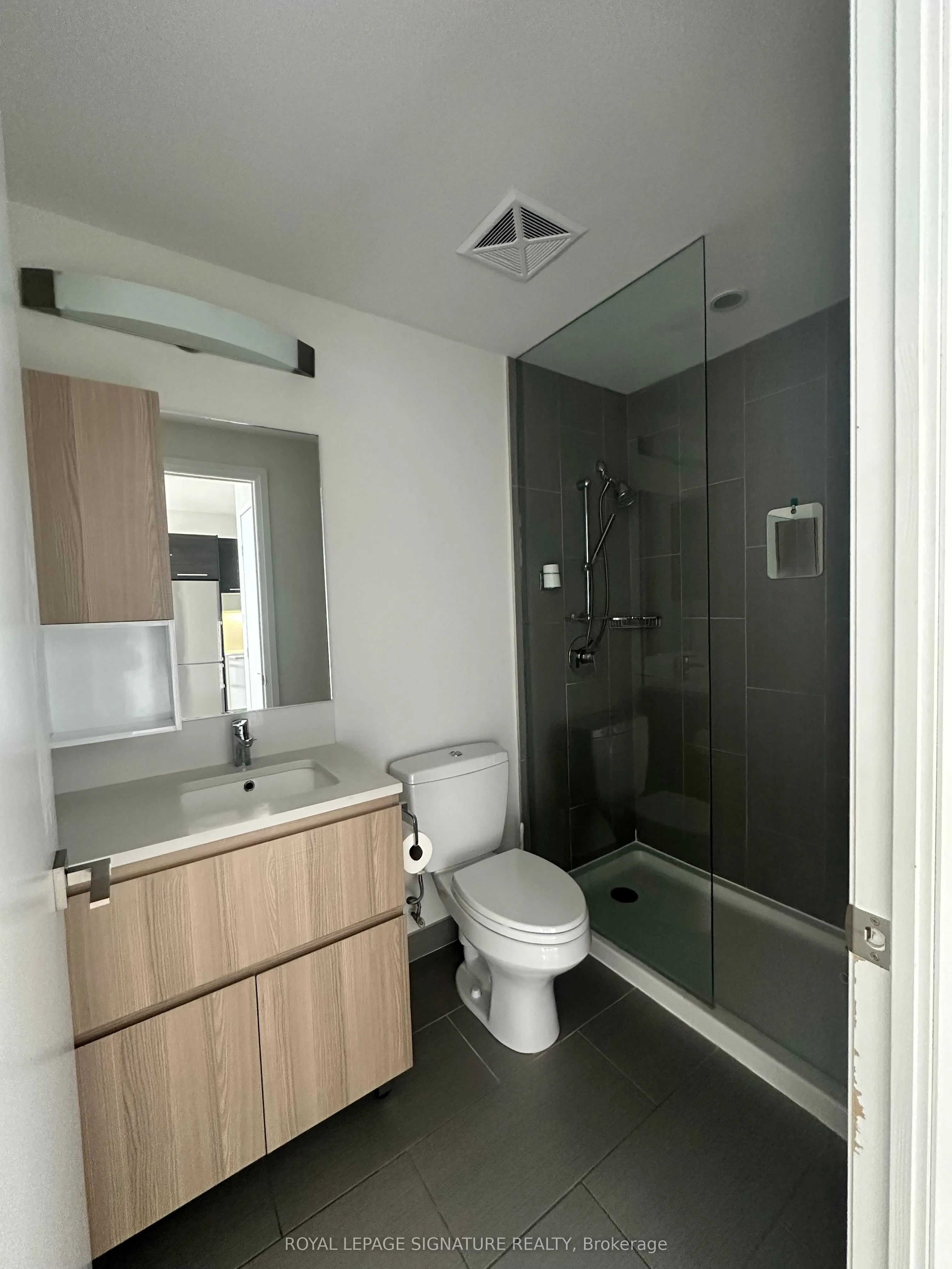 36 Park Lawn Road, #3102