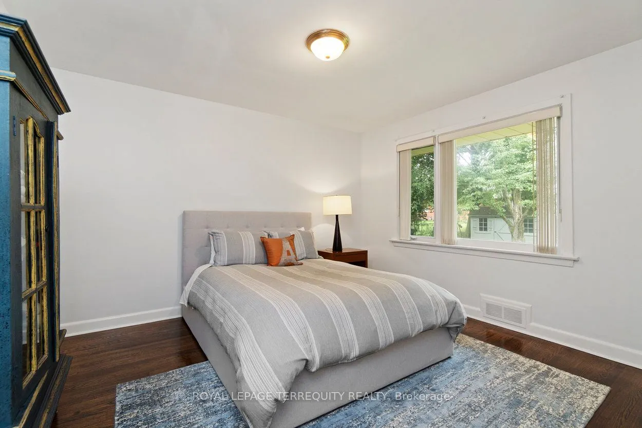 416 The Kingsway