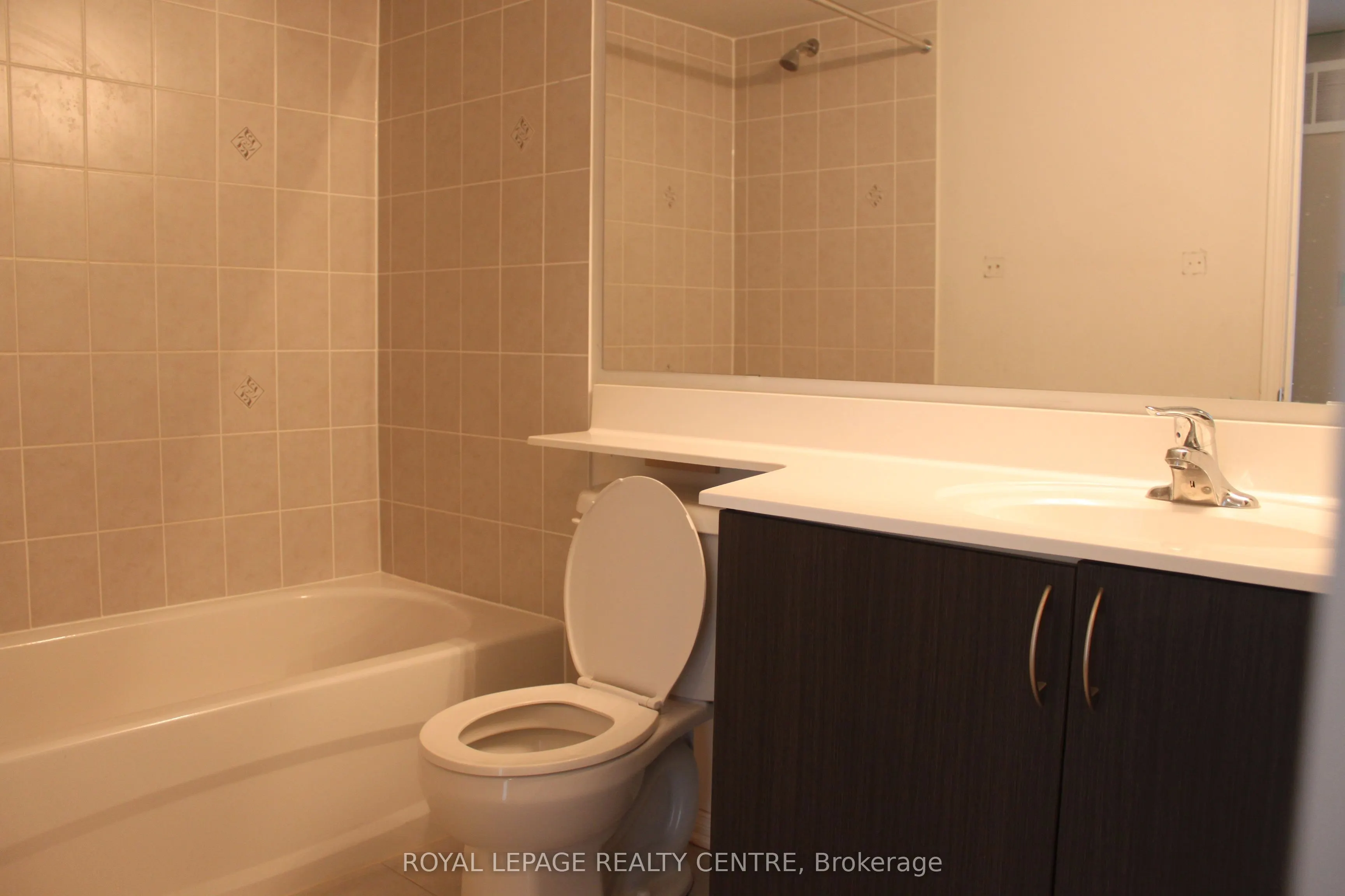 47 Hays Boulevard, #13