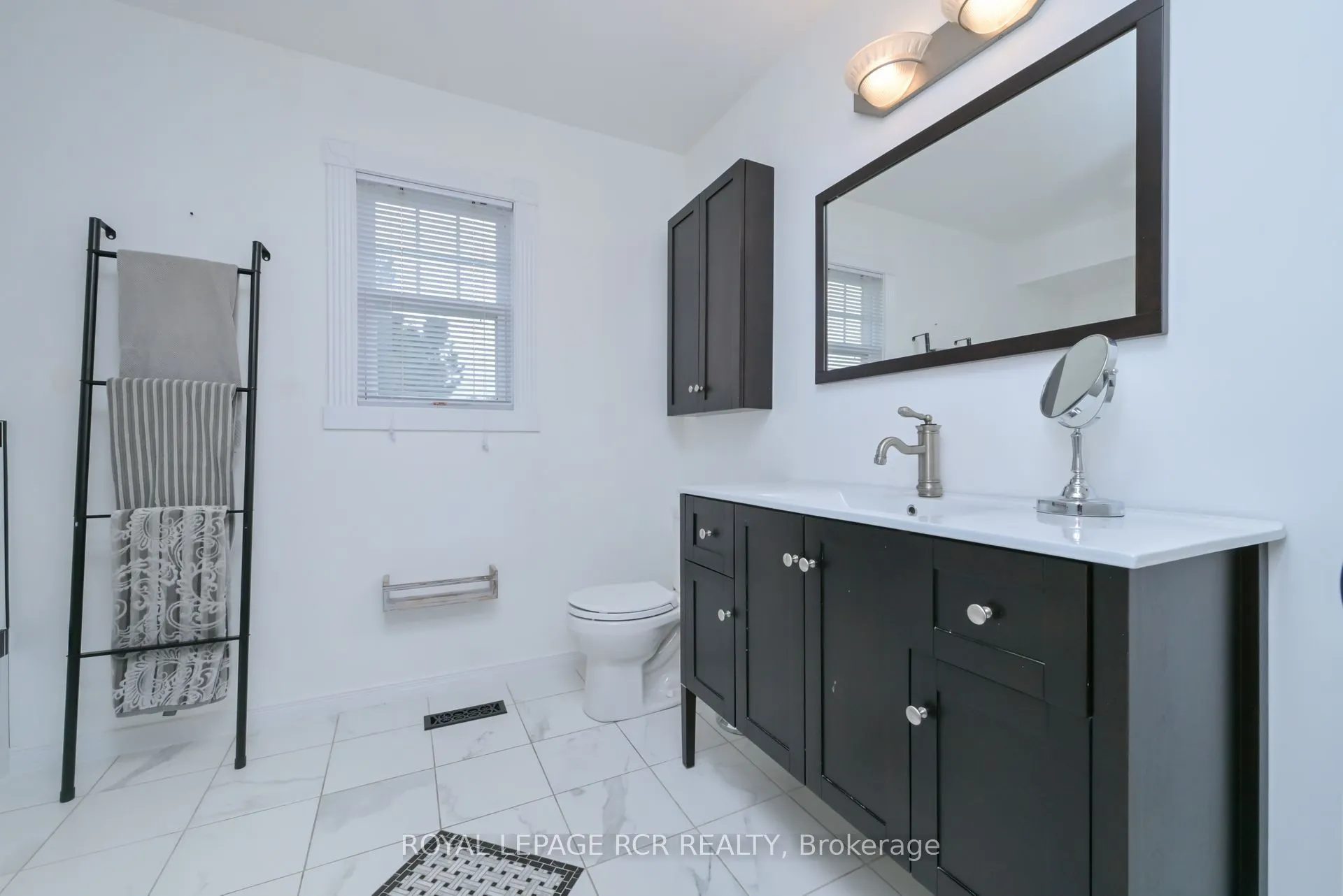 230 Beechfield Crescent
