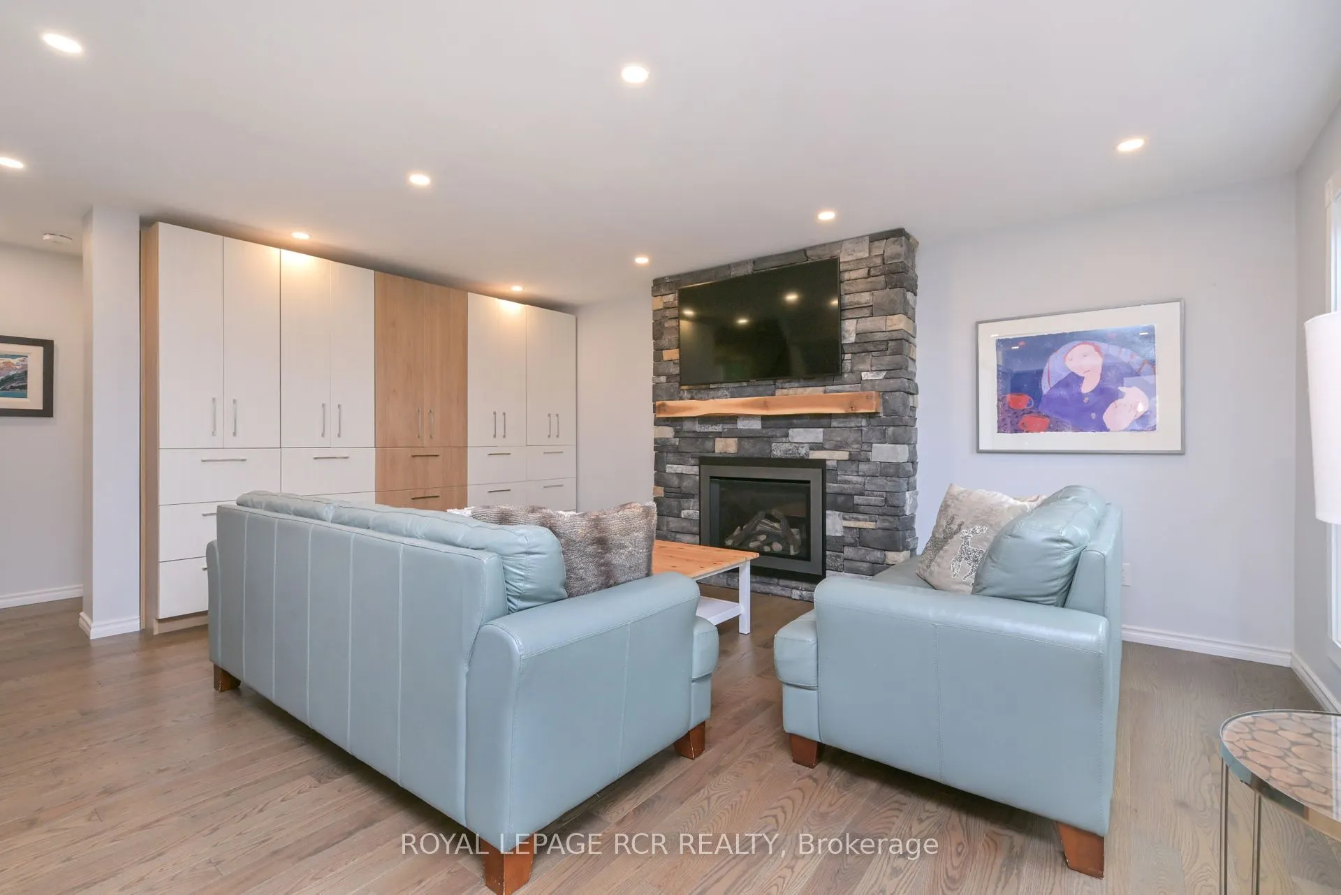 230 Beechfield Crescent